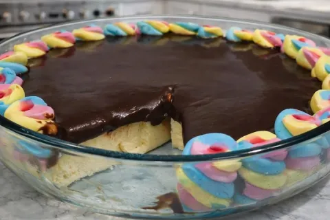 Sobremesa de maracujá com marshmallow super cremosa e gostos