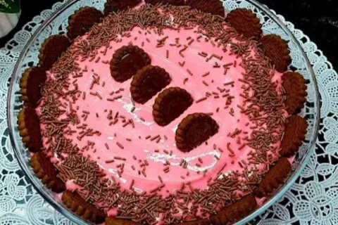 Sobremesa prática de travessa com dois sabores que não preci