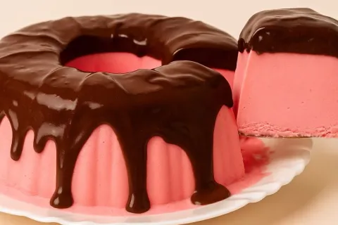 Sorvetão de morango feito no liquidificador: a receita mais 