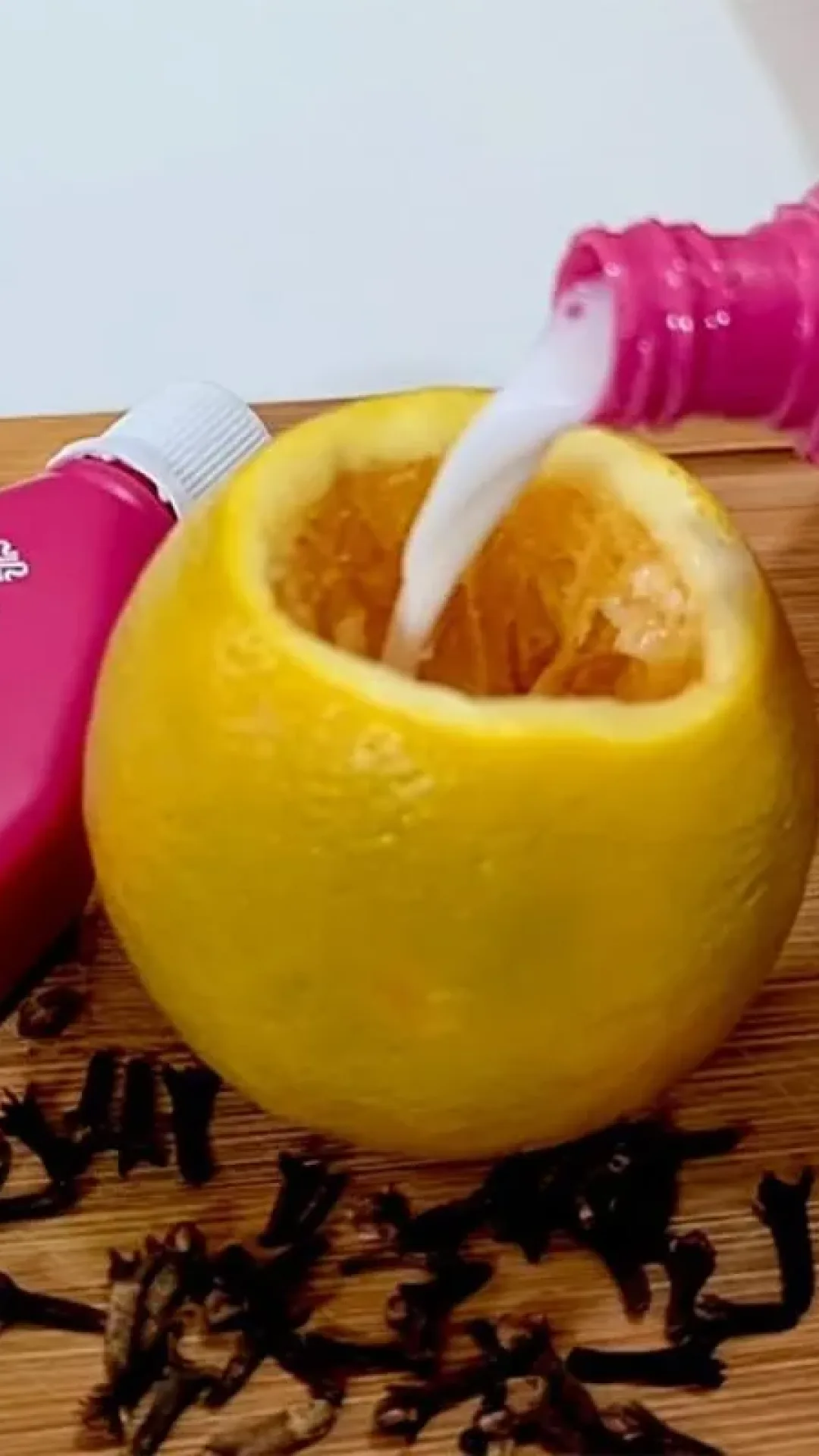 Aromatizante caseiro muito fácil de fazer que você vai adorar na sua casa