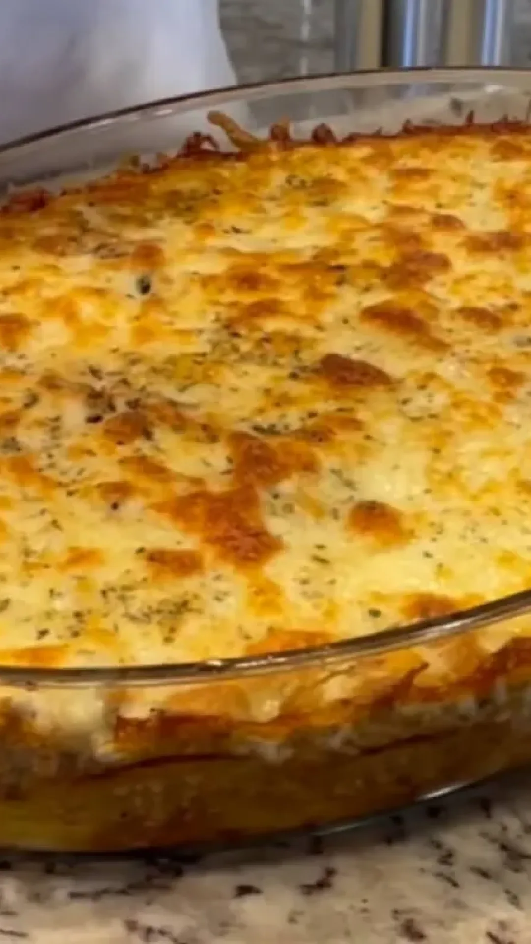 Batata com carne de forno: feita com casca e muito bem temperada, perfeita para o almoço