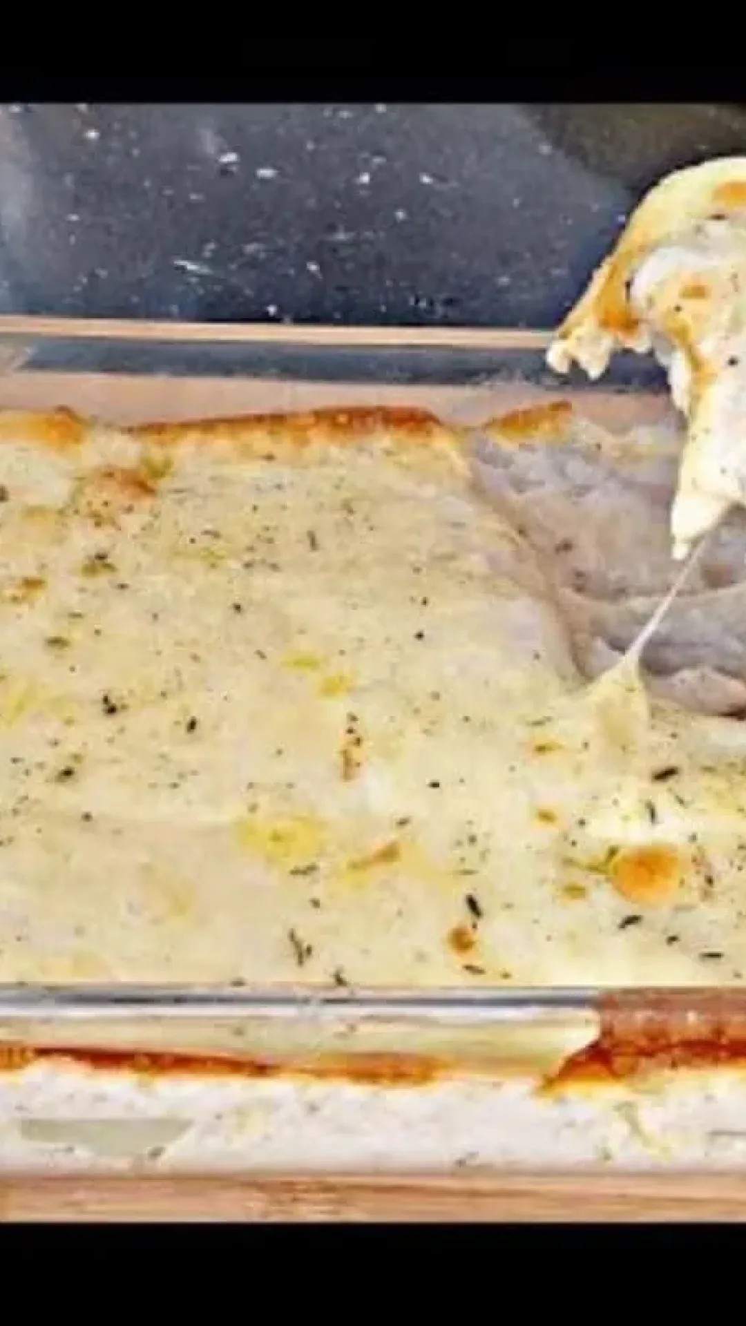 Batata cremosa de forno: você nunca mais vai querer outra receita de acompanhamento para sua ceia de Ano Novo.