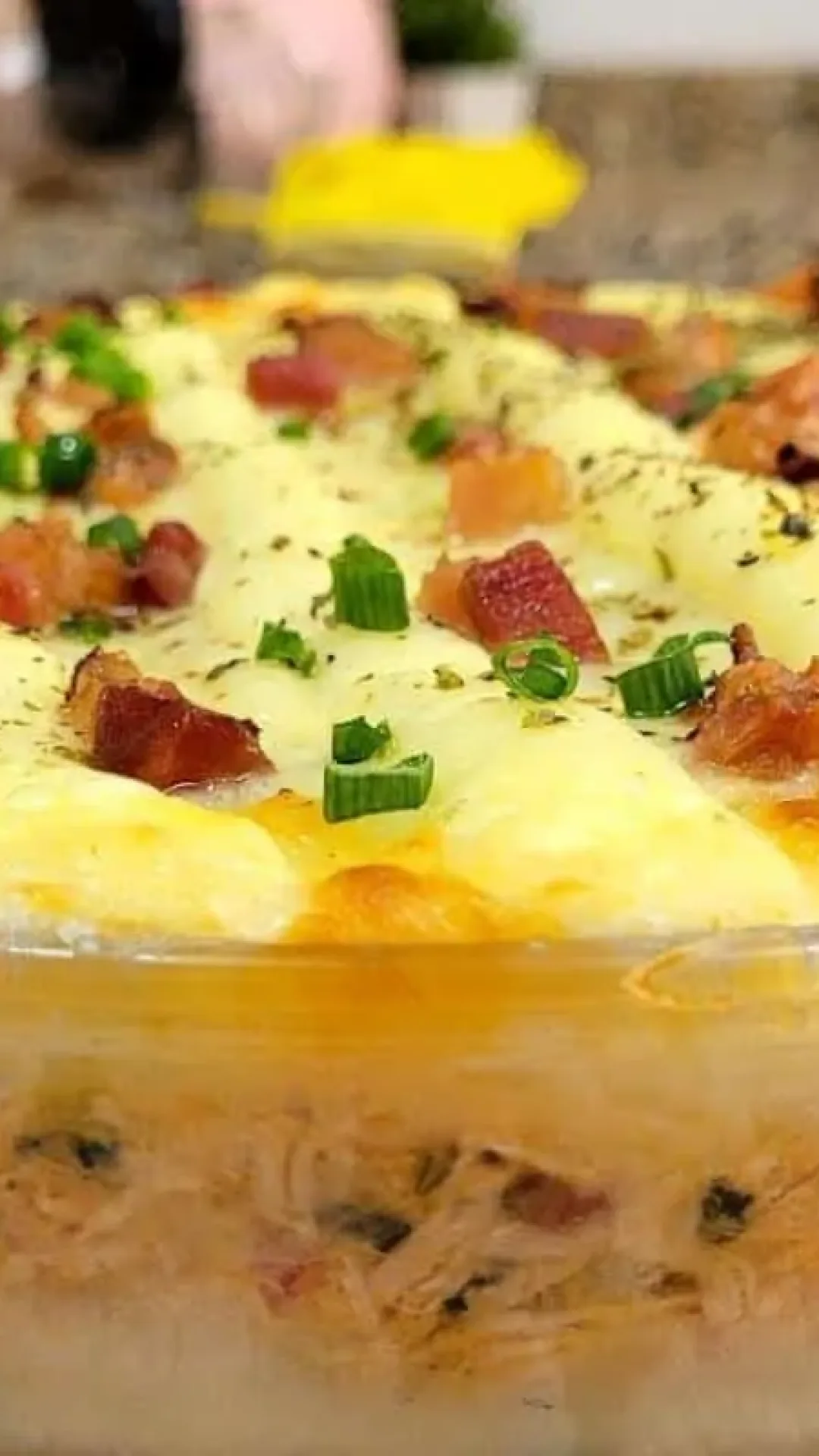 Batata recheada na travessa que não pode faltar na sua mesa de natal