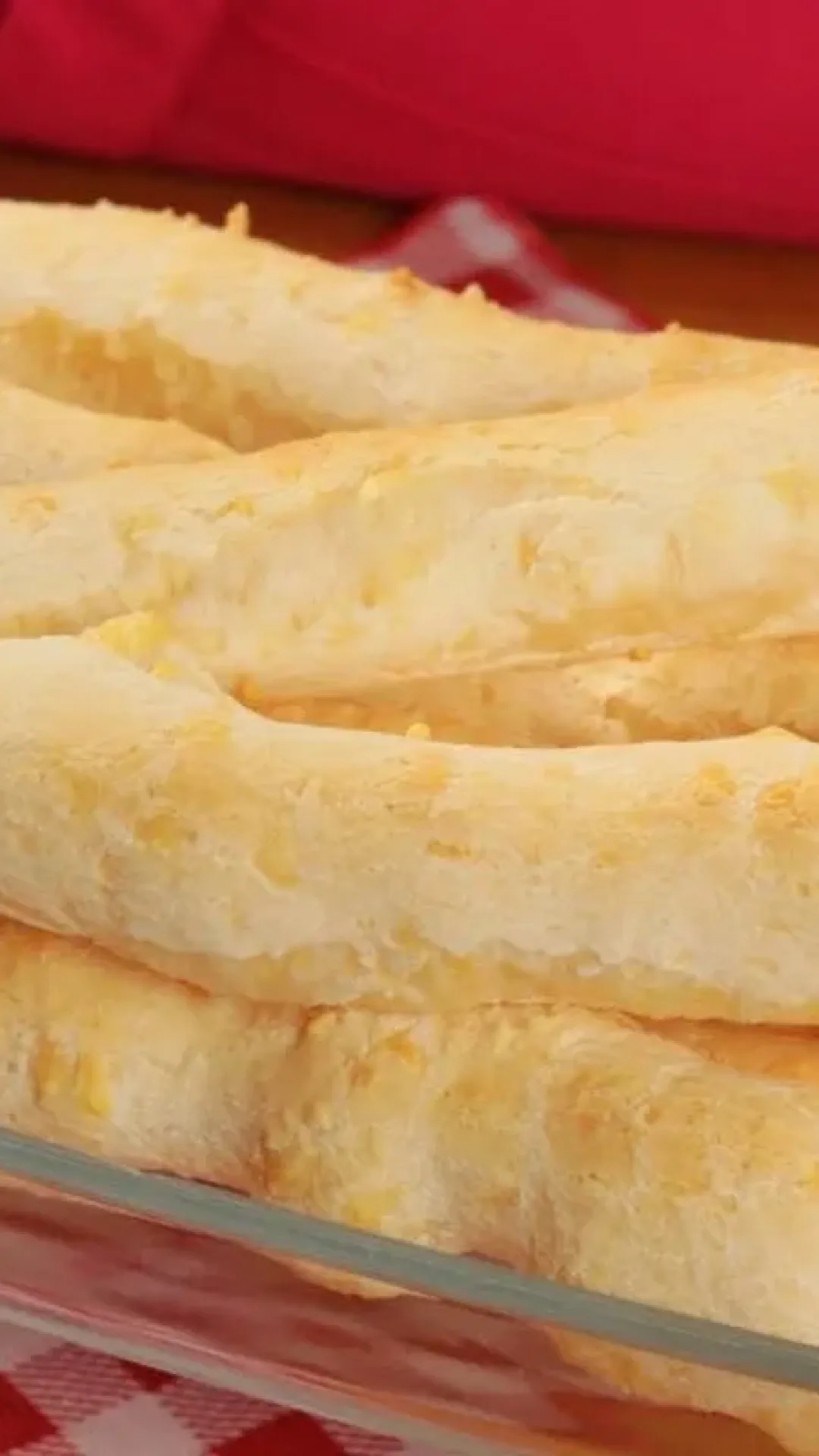 Biscoitão de polvilho assado: só 1 ovo, biscoitão fácil em poucos minutos para o café da tarde