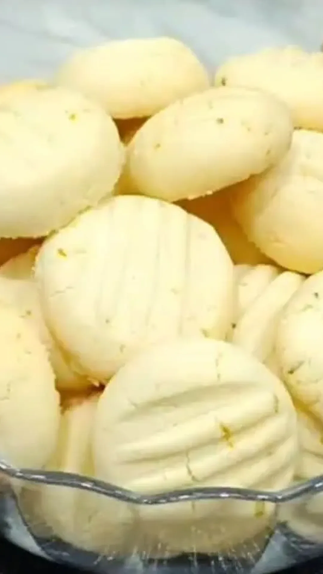 Biscoitinhos amanteigados, aquela receita clássica e simples que derrete na boca