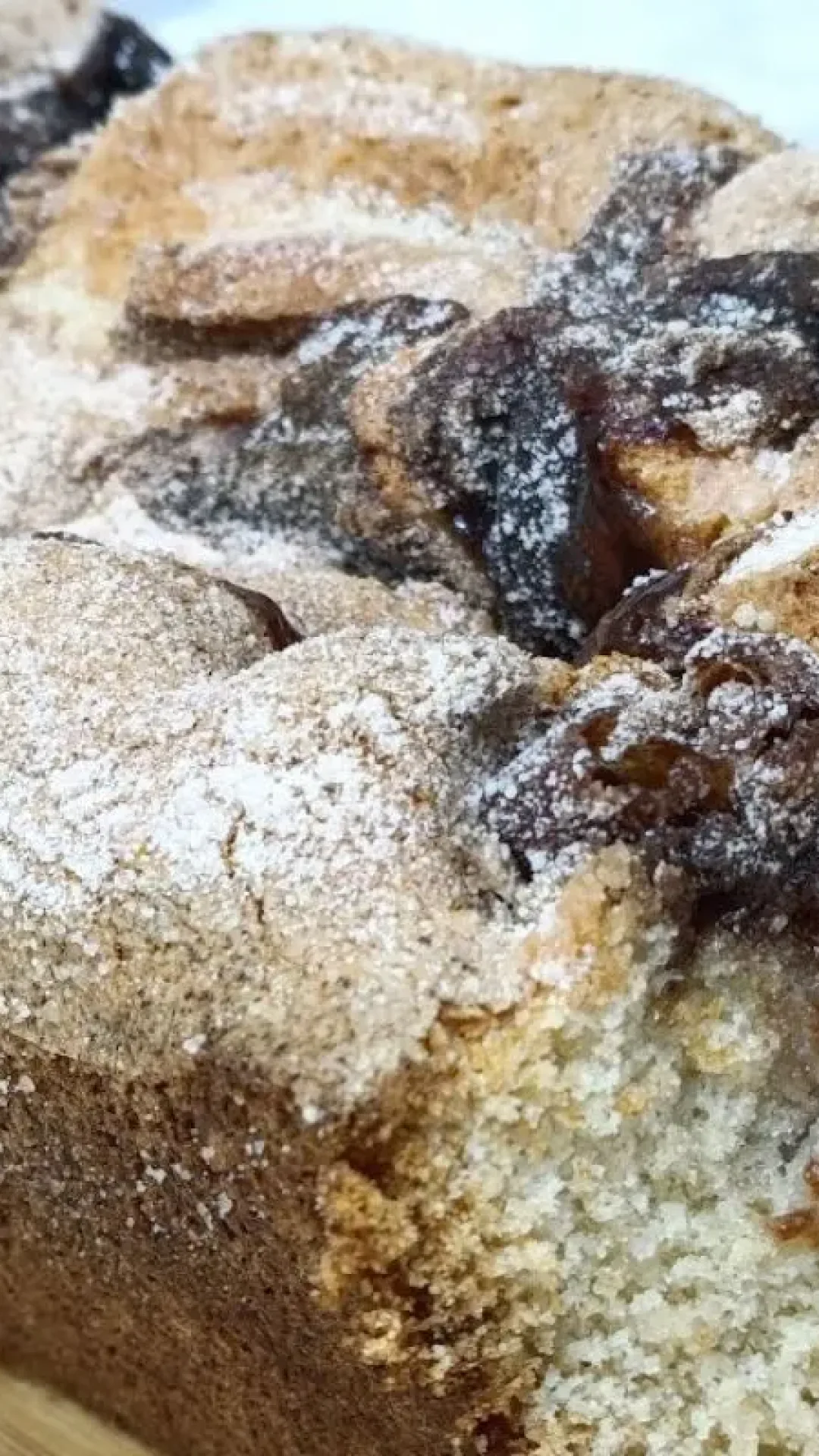 Bolo de banana com doce de leite: a combinação perfeita que já sai do forno recheada