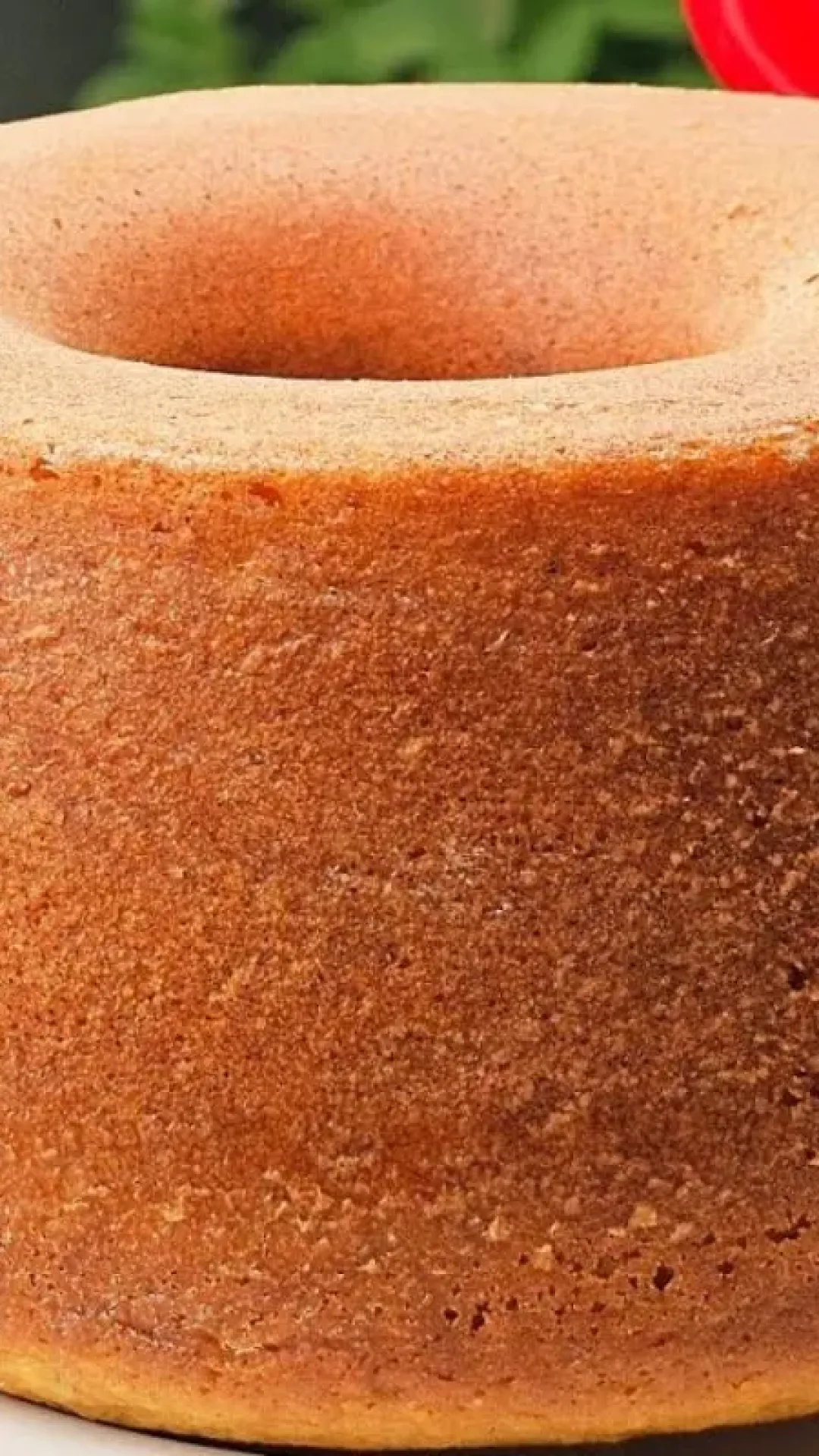 Bolo de fubá com creme de leite bem saboroso, muito fácil e rápido de preparar