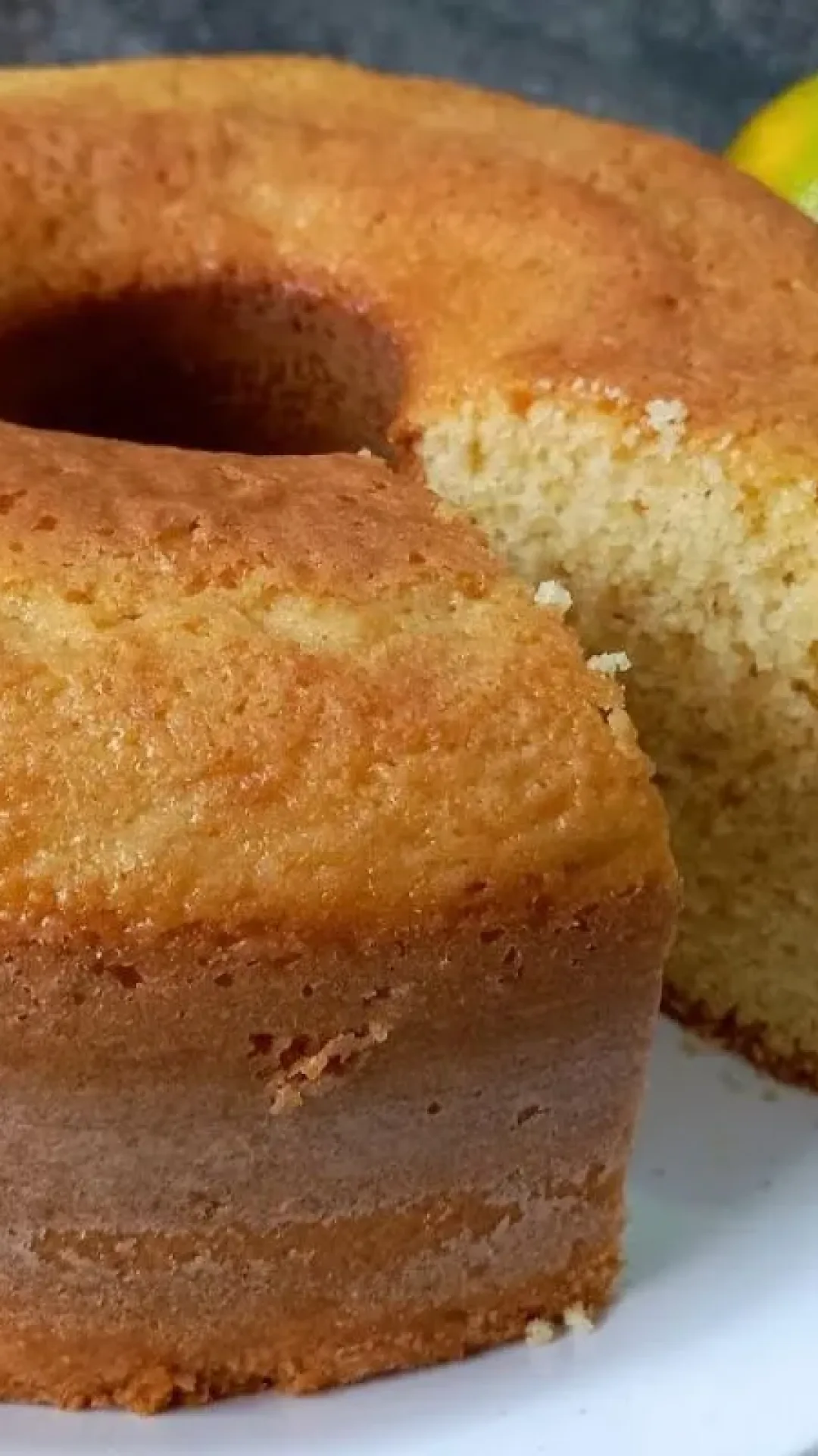 Bolo de laranja fofinho: o segredo para preparar um bolo simples e cheiroso que já sai do forno perfeito