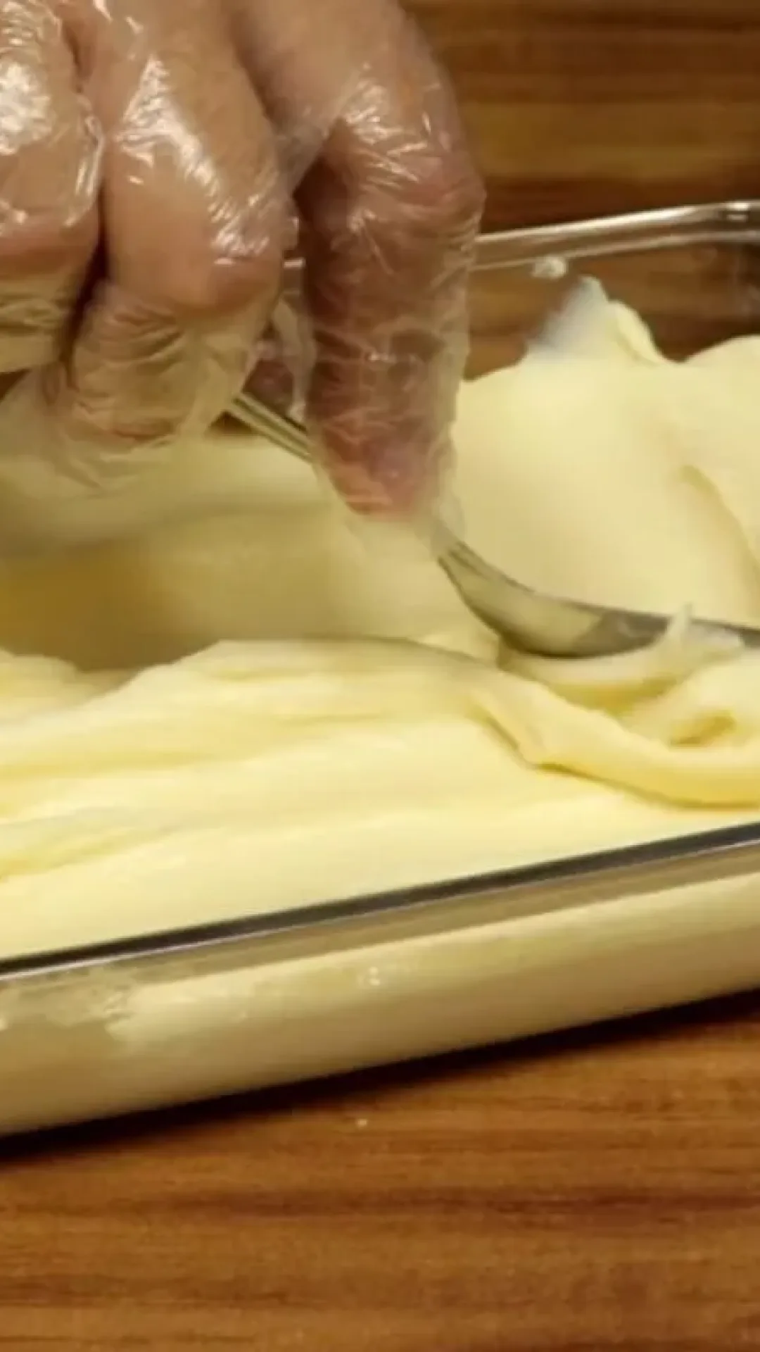 Brigadeiro cremoso de leite ninho: o ponto ideal para usar em bolos de pote ou recheios