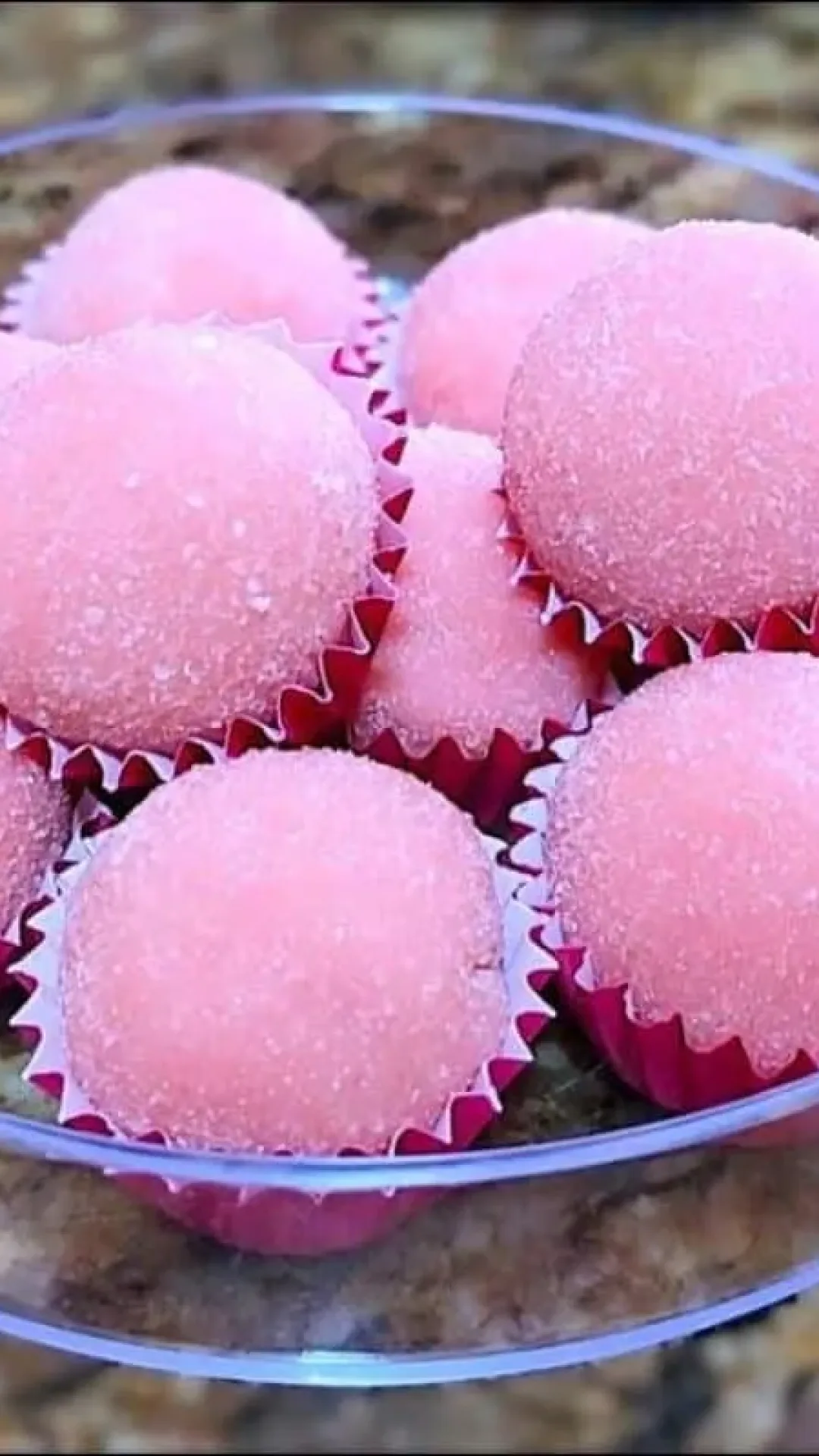 Brigadeiro de gelatina diferenciado, que vai surpreender a todos e deixar um gostinho de quero mais