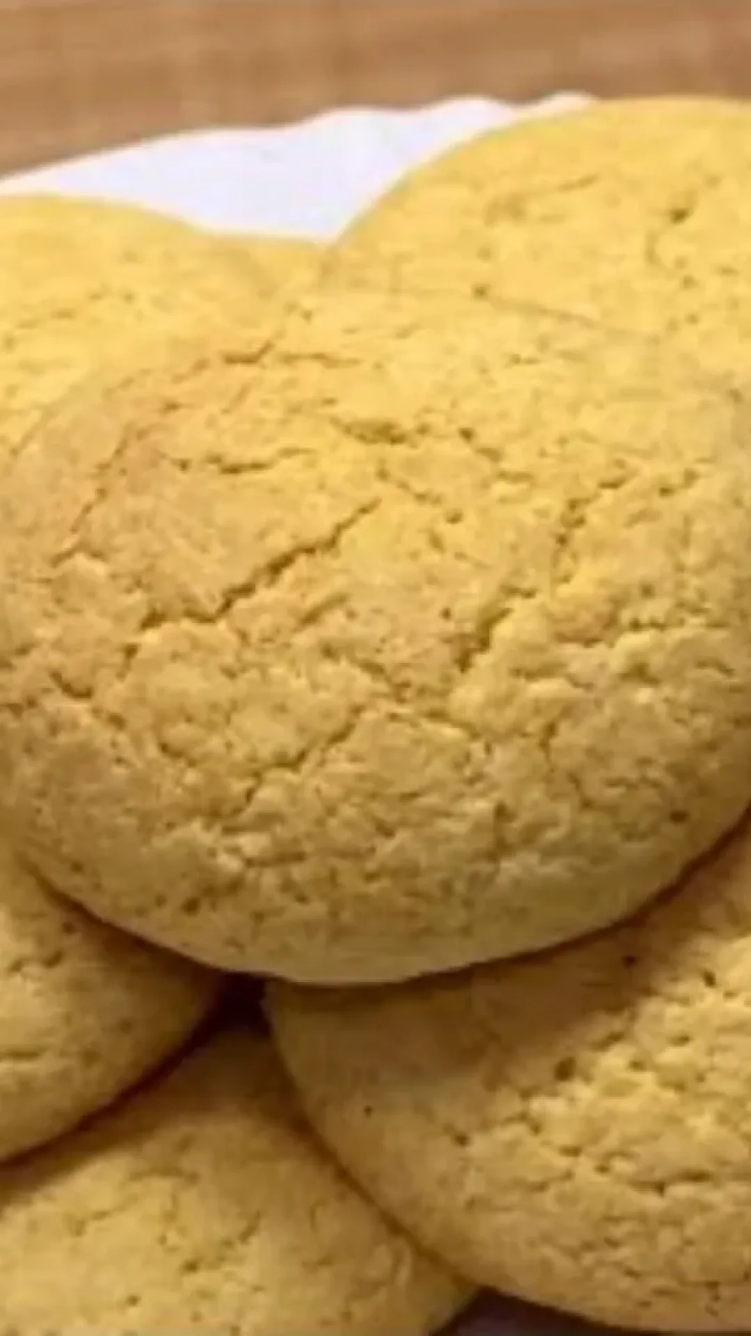 Broa da fazenda: sem farinha de trigo e sem leite, fofinha, grande e fácil