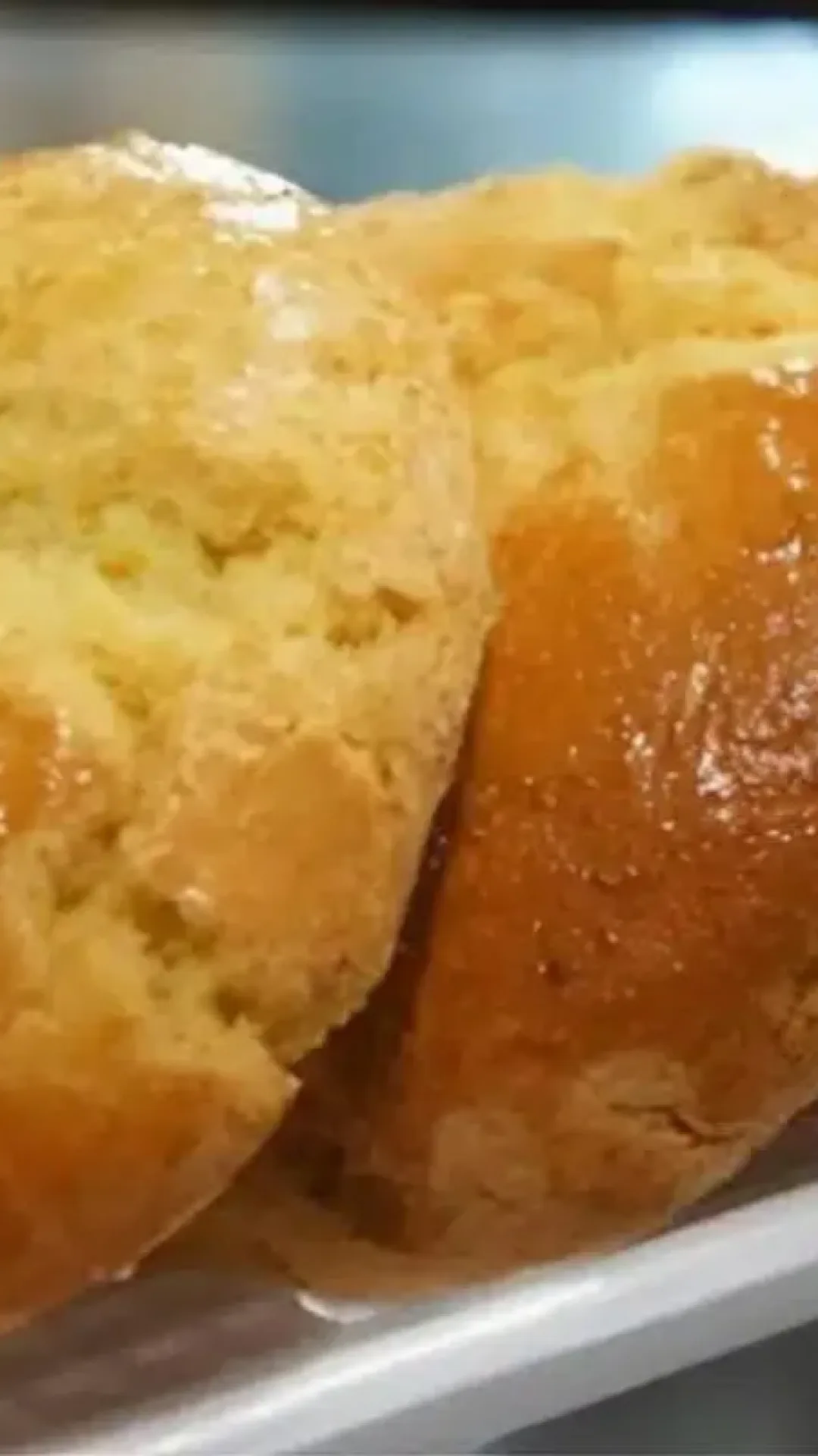 Broa de fubá de padaria: broa que derrete na boca e é super fácil de preparar