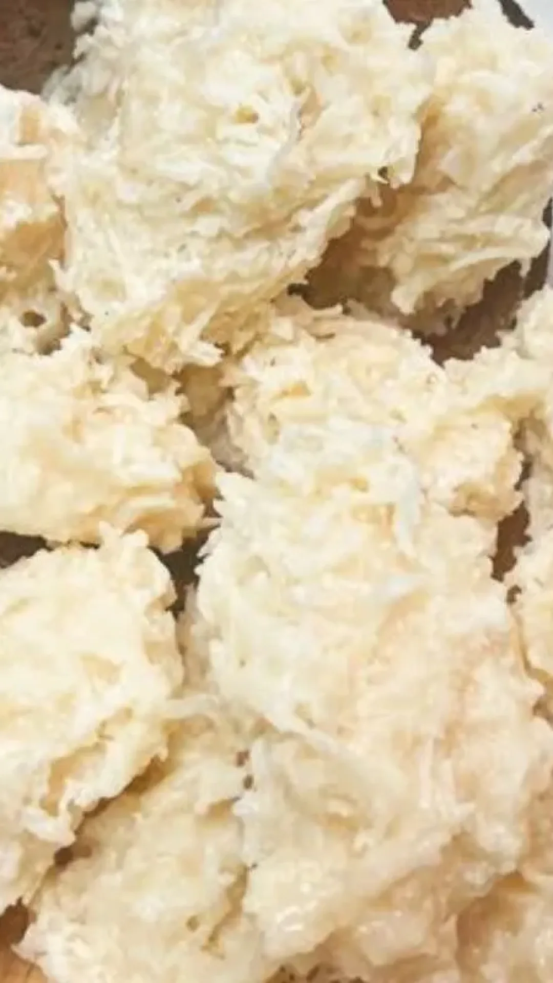 Cocada sem leite condensado que fica super suculenta e muito saborosa para você arrasar