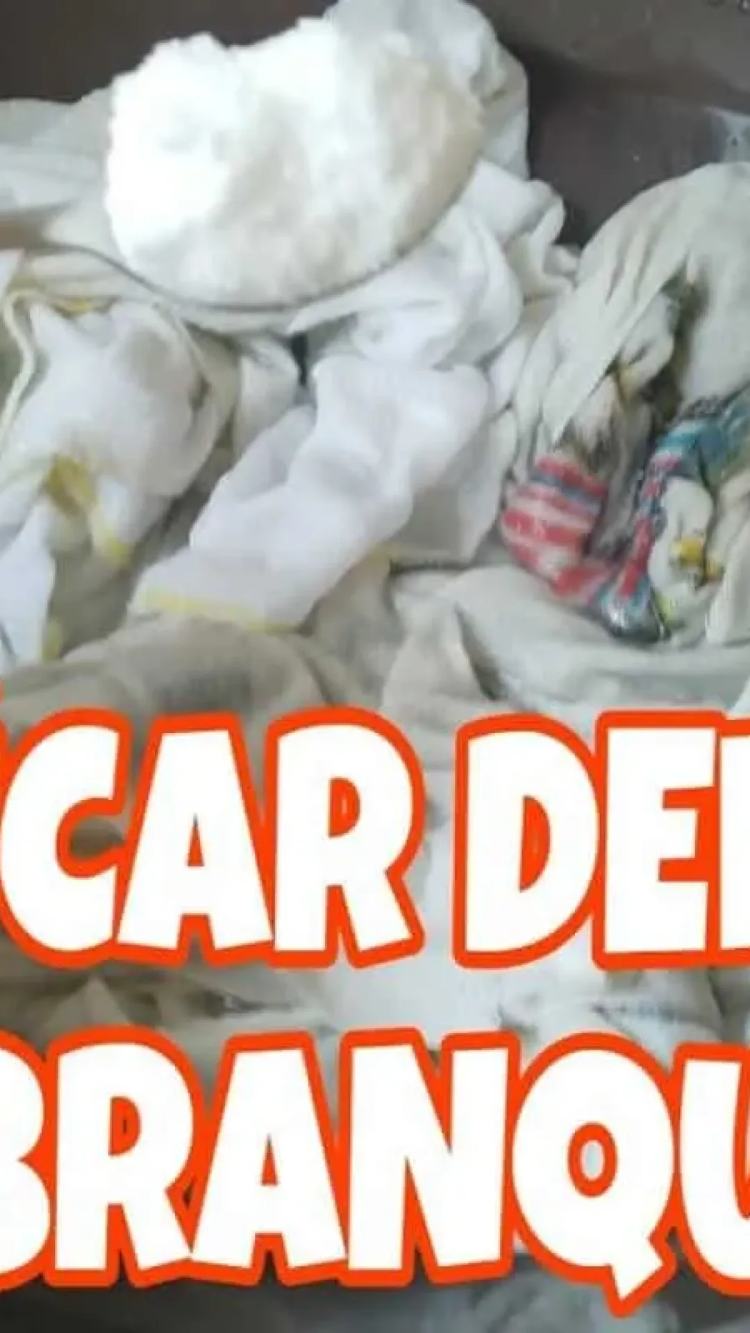 Como desencardir pano de prato manchado sem esfregar com açúcar e água oxigenada