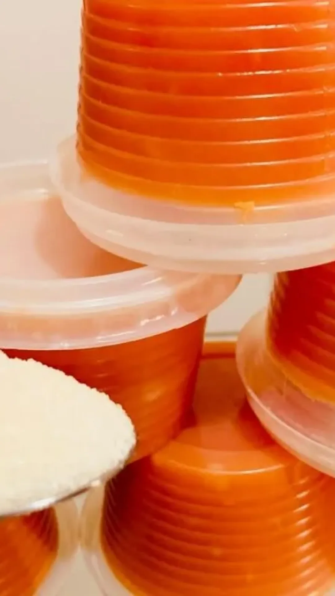 Como fazer detergente em pasta: receita caseira que vai te salvar na hora de lavar louça