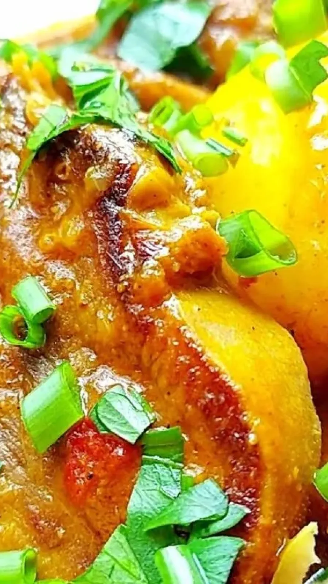 Como fazer língua bovina na panela de pressão com batatas: fica desmanchando na boca de tão macia e saborosa