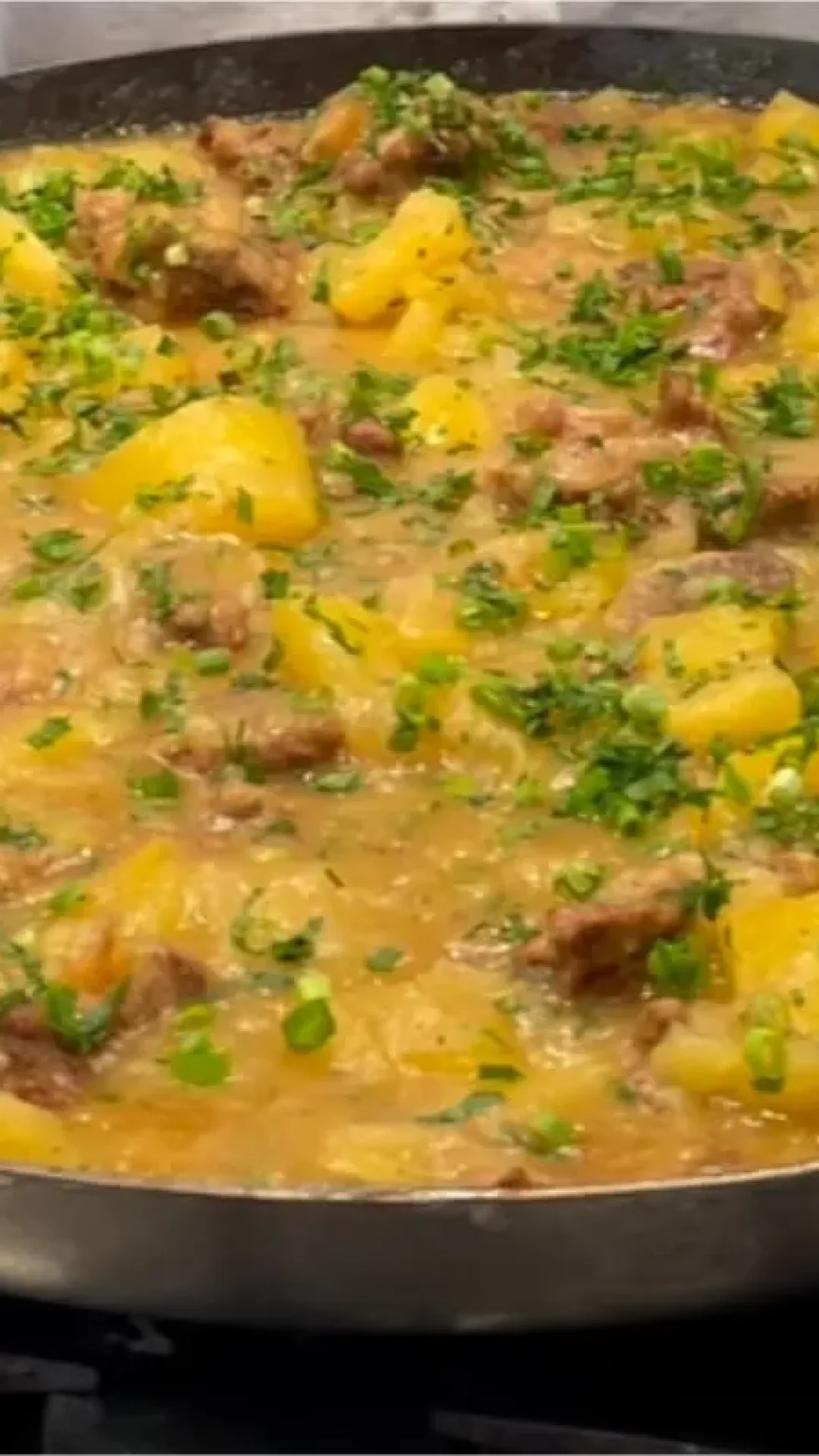 Costela com mandioca cremosa: prato delicioso e reconfortante para o almoço de Natal