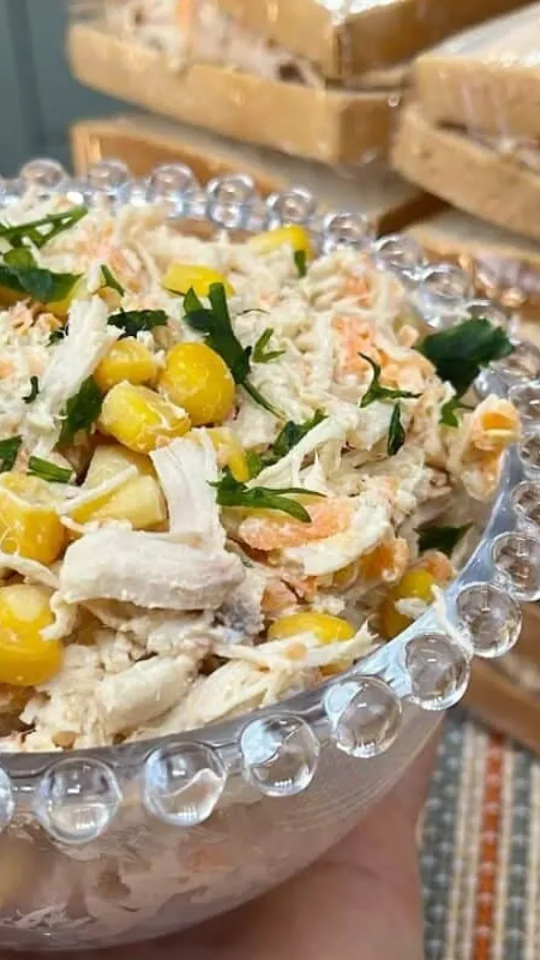 Creme de frango cremoso para sanduíche natural que é a opção perfeita para um lanche rápido, saudável e muito fácil de levar para o trabalho