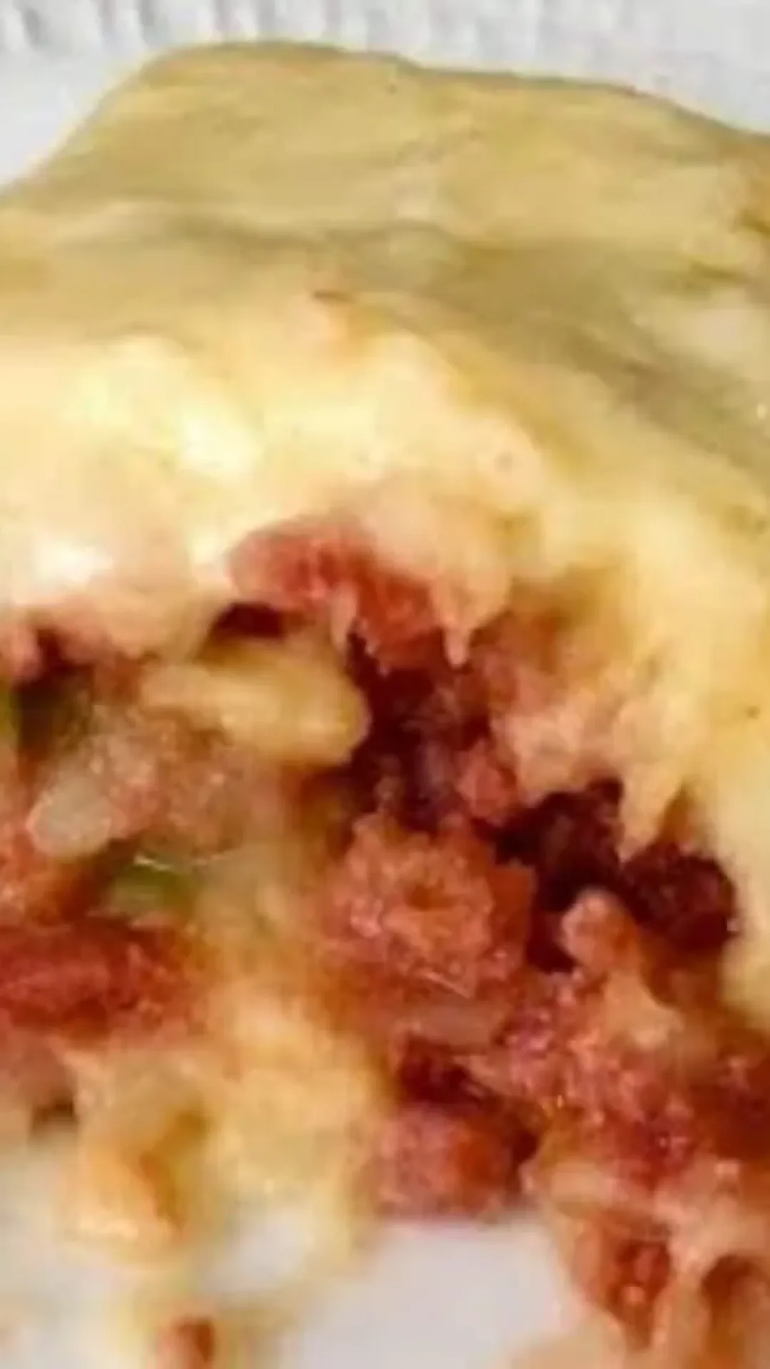 Escondidinho de calabresa simples, econômico e cheio de sabor para o dia a dia