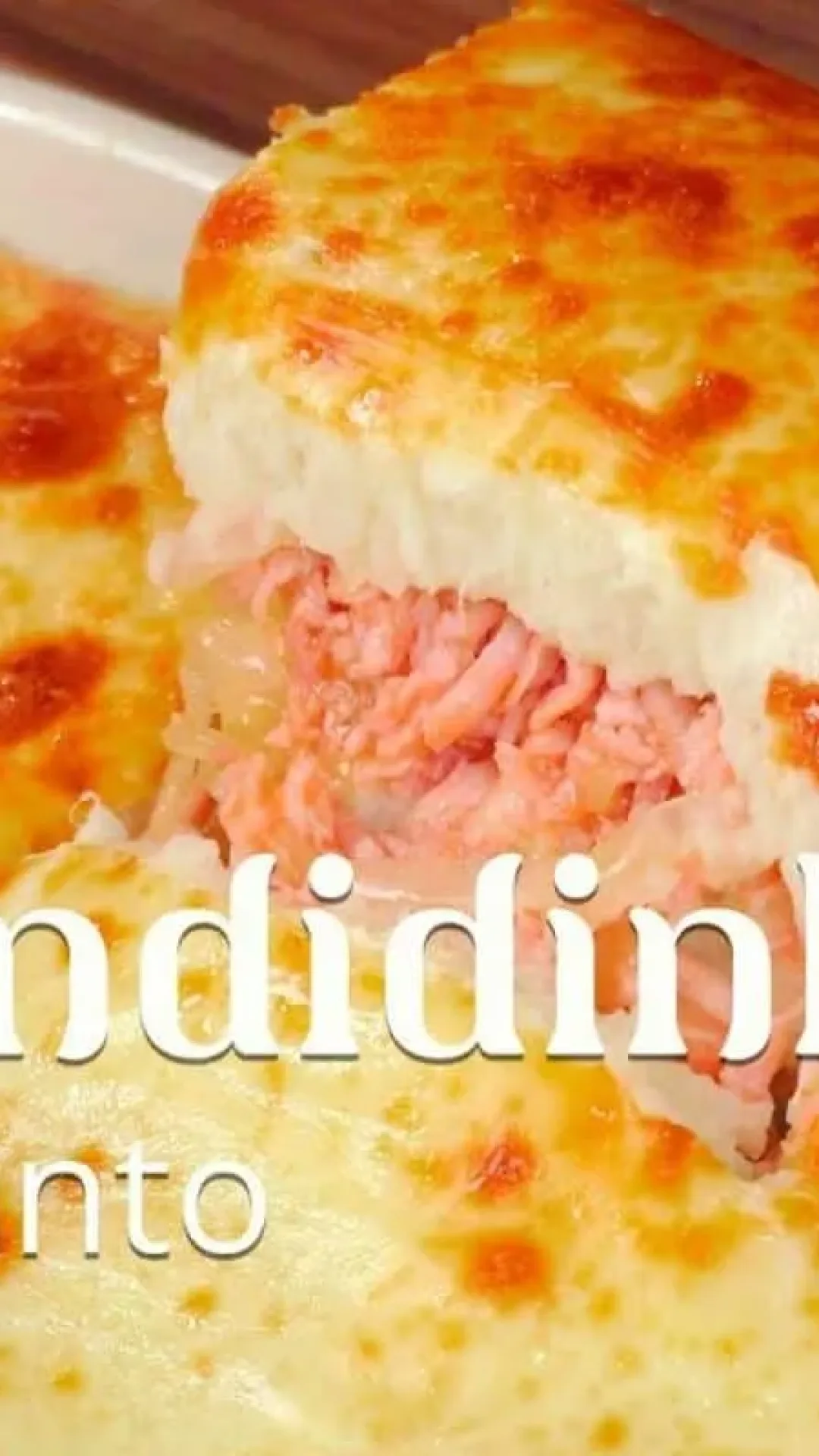 Escondidinho de presunto e queijo muito prático para você fazer naquele dia de preguiça e ainda assim garantir um jantar delicioso e completo