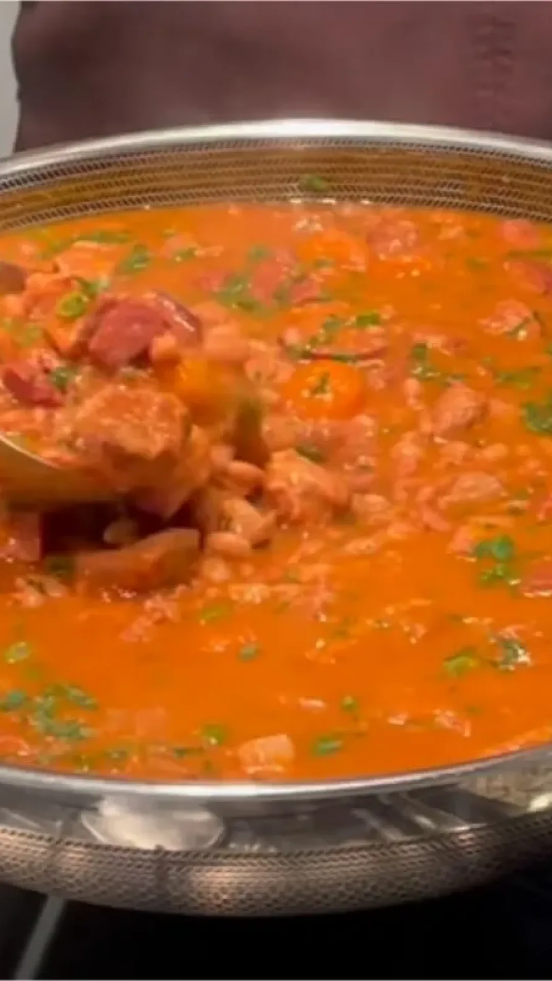 Feijoada colombiana: prato tradicional e saboroso para o almoço de domingo