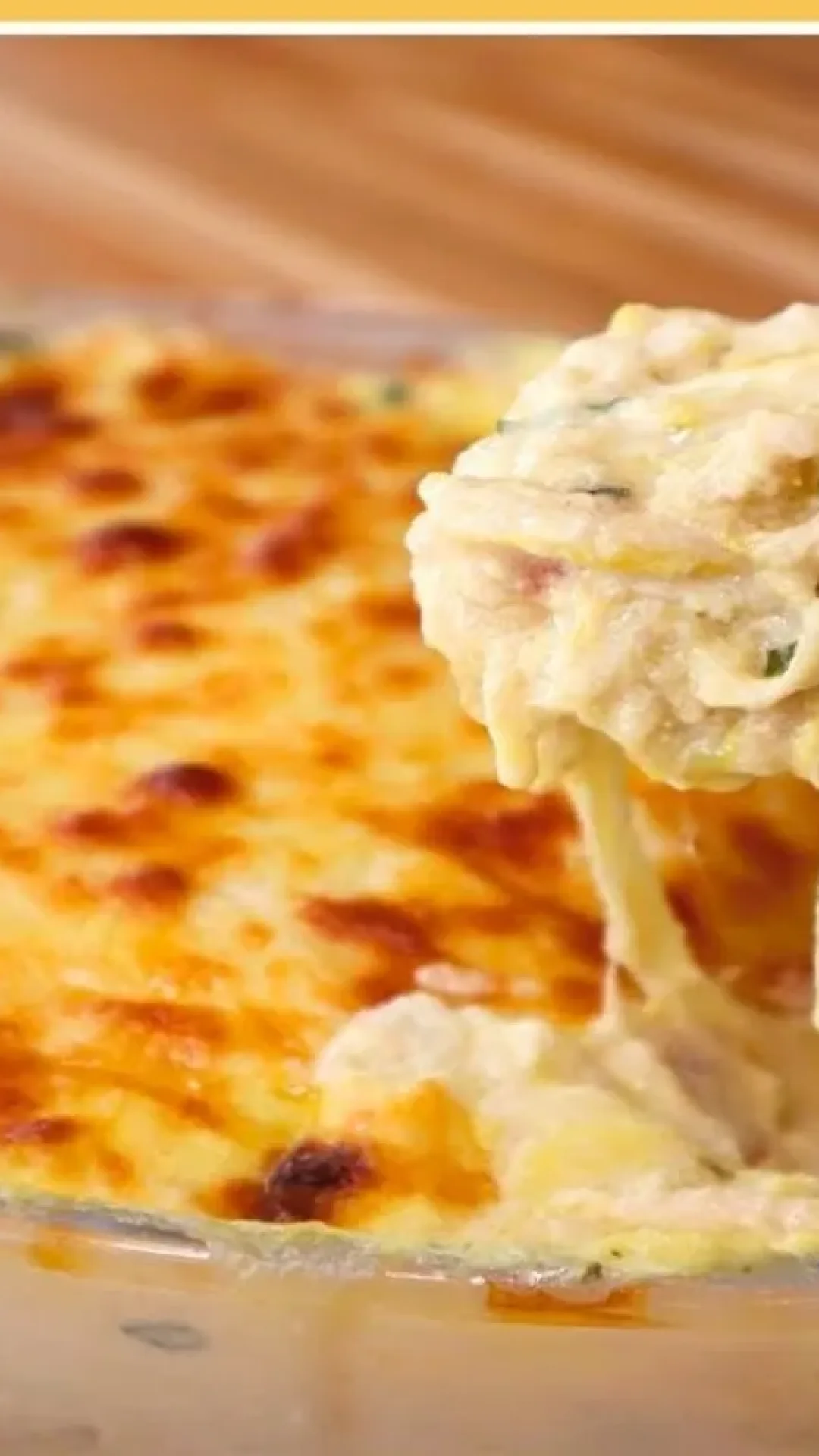 Frango gratinado simples, rápido e delicioso que vai direto para o seu caderno de receitas