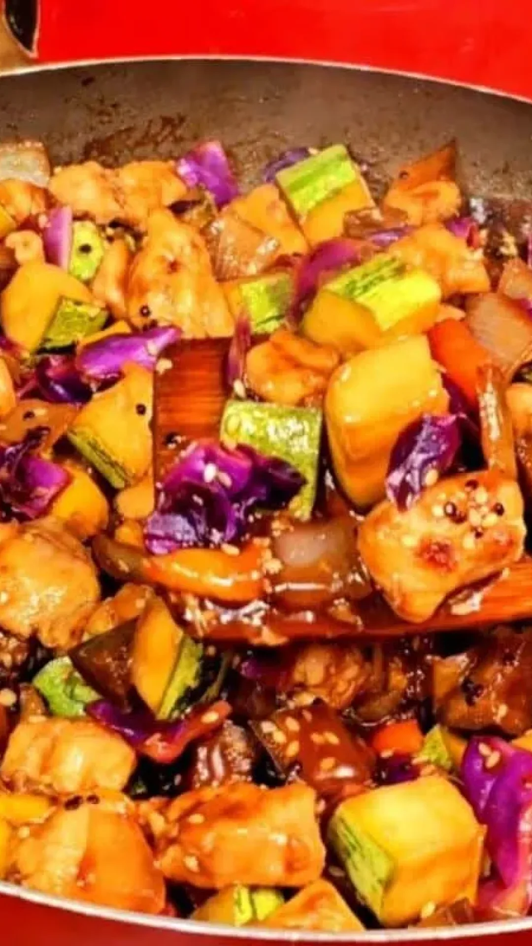 Frango oriental suculento: almoço fácil, frango à moda oriental suculento e delicioso para a Ceia de Réveillon