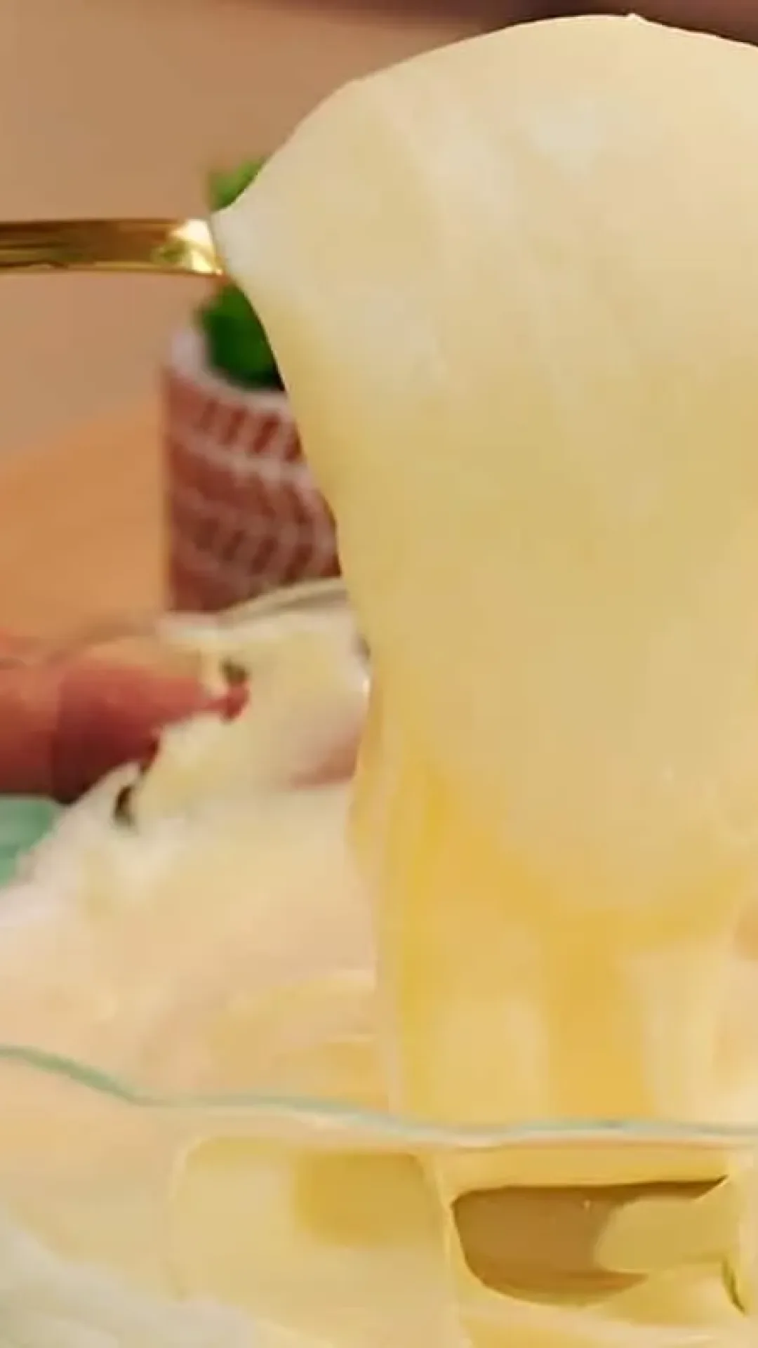 Ganache de leite ninho perfeito e super cremoso para rechear bolos ou preparar sobremesas