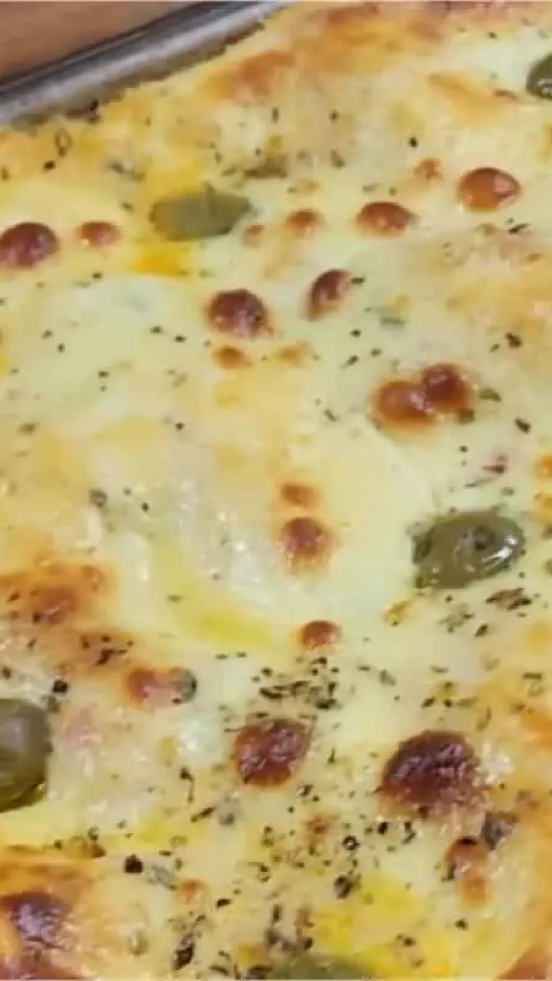 Lasanha especial super cremosa e irresistível para servir como prato principal num jantar especial