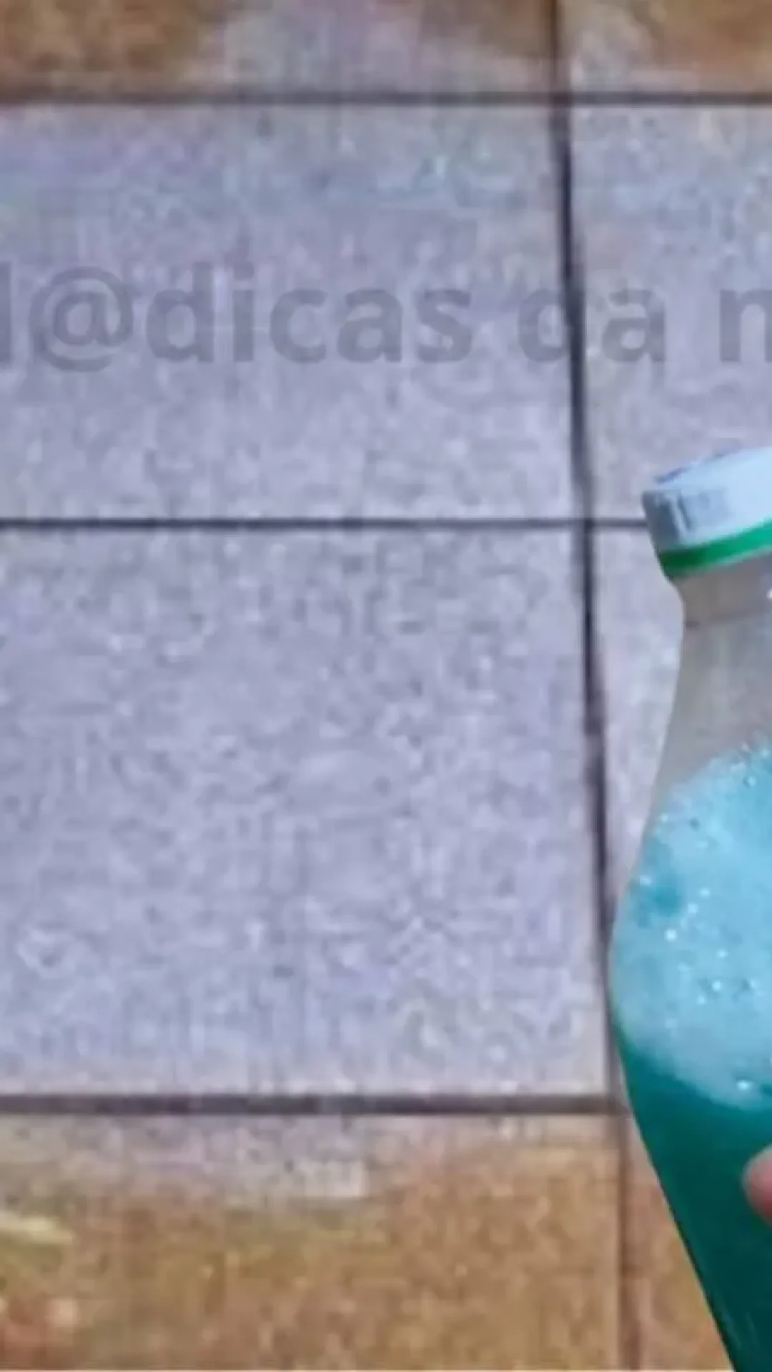 Limpa pisos caseiro: misturinha caseira melhor que produto caro do mercado