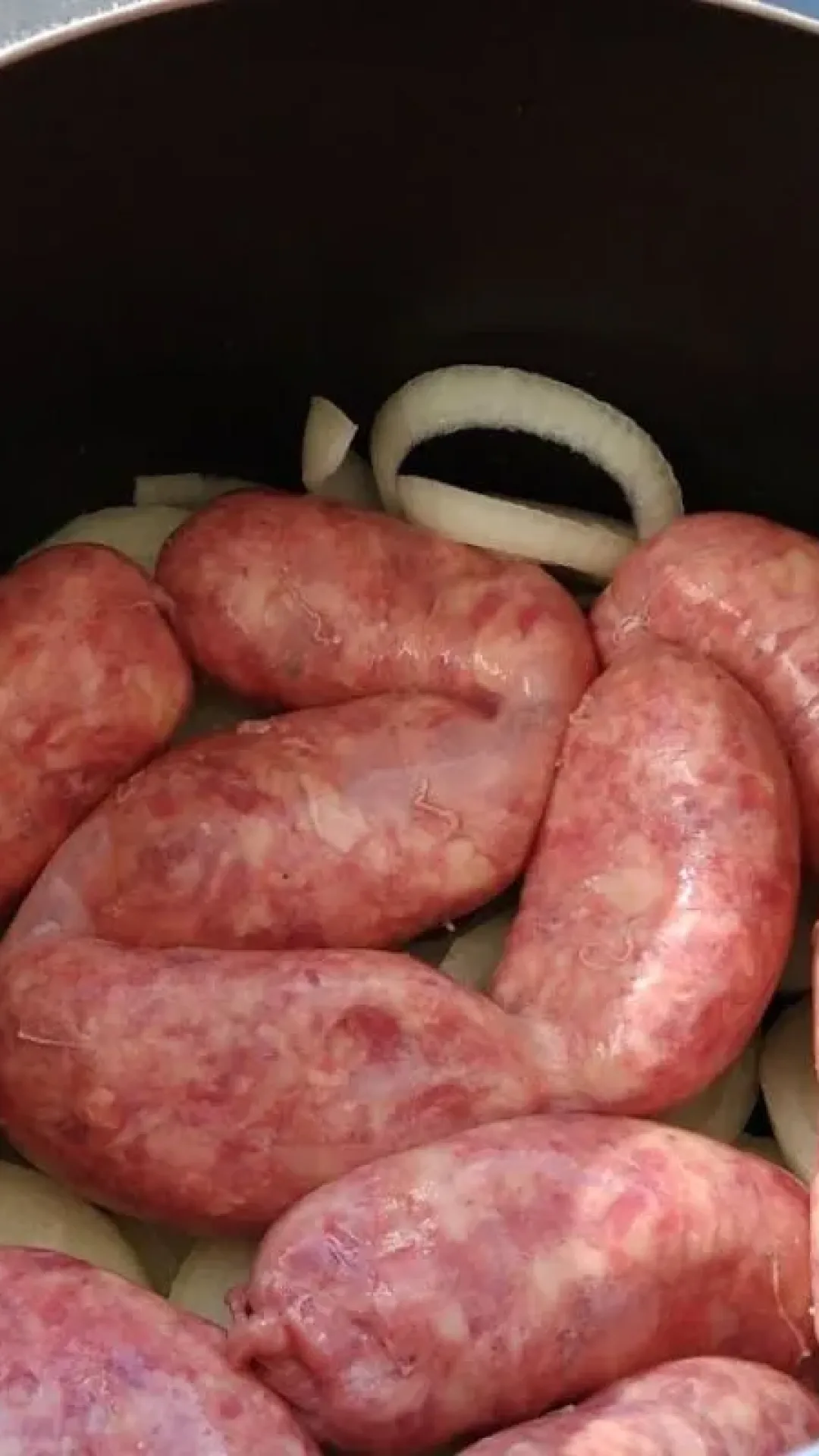 Linguiça assada na panela de pressão: veja como fazer de um jeito super rápido e muito suculento