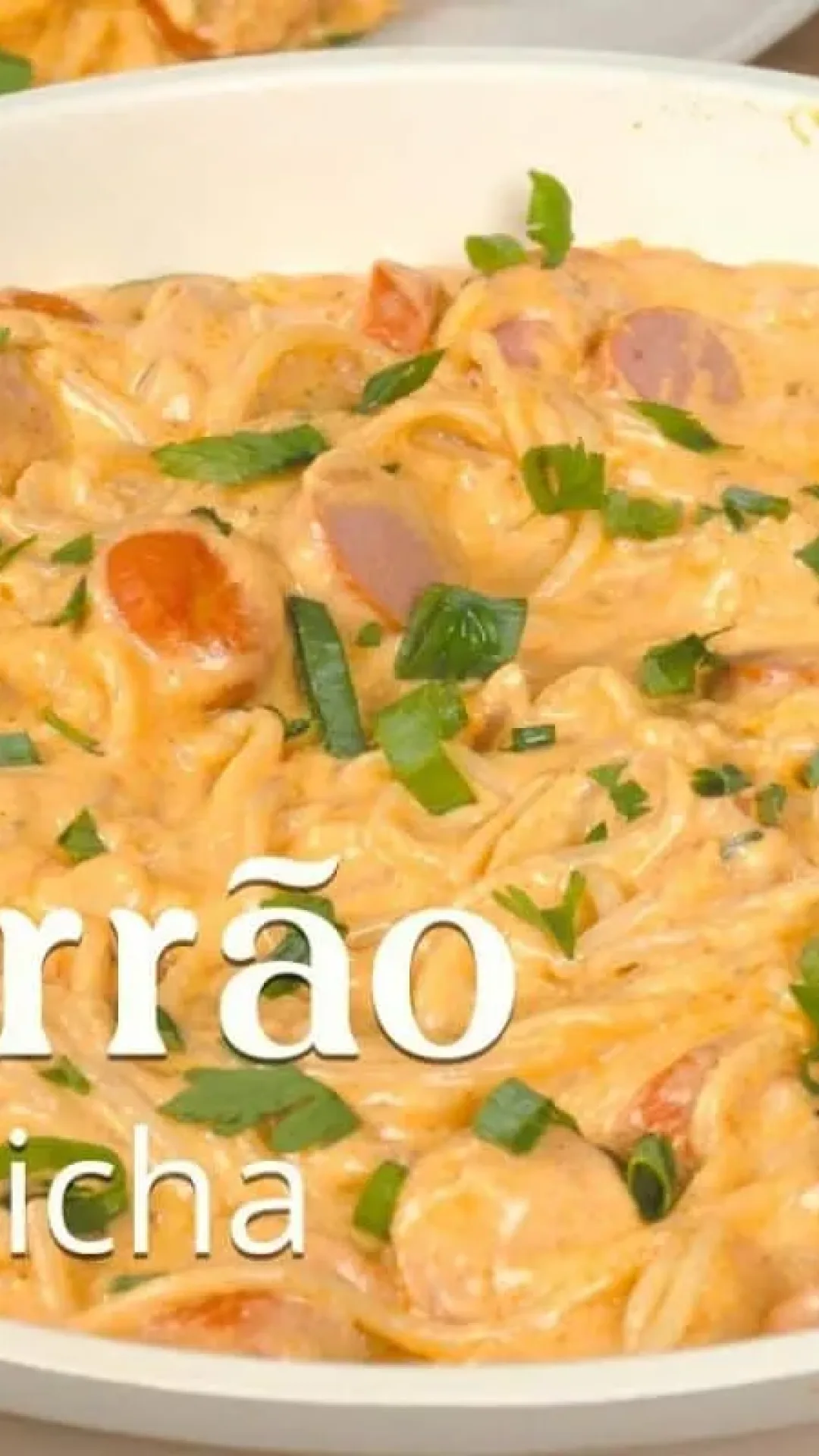 Macarrão com salsicha: a receita favorita que faz o maior sucesso e não sobra nada quando vai à mesa