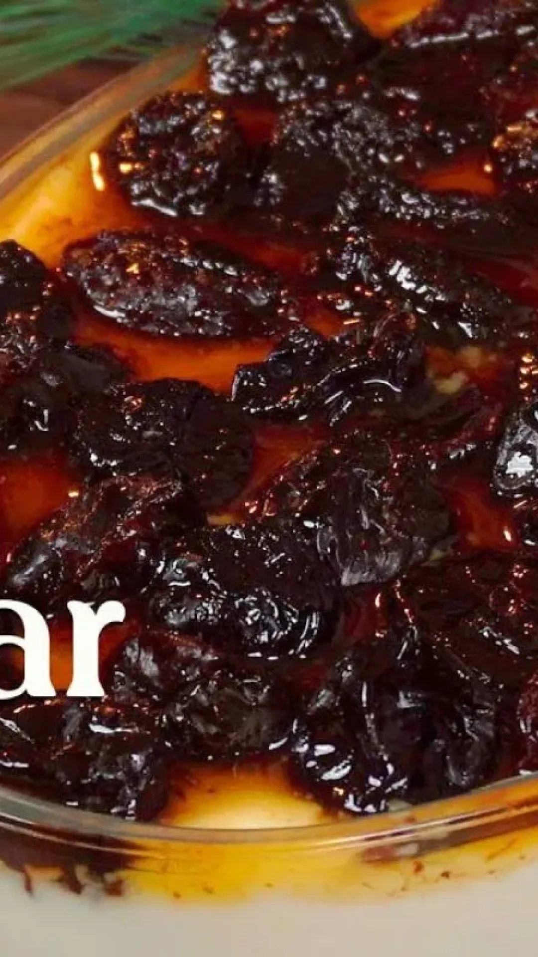 Manjar de coco com ameixa: uma sobremesa clássica e cremosa que não pode faltar na sua mesa