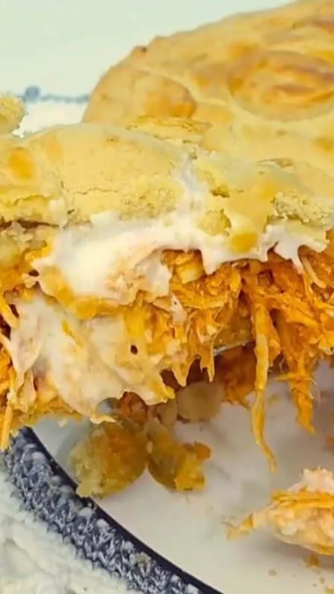 Massa de empadão perfeita com apenas 2 ingredientes para facilitar seu jantar de fim de ano