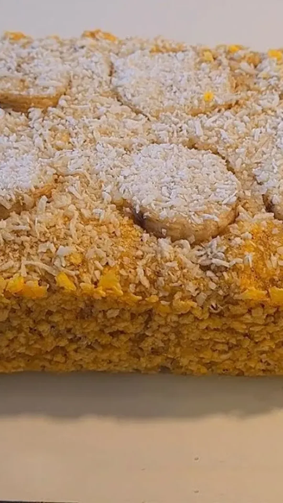 Mini pão de banana: uma opção fofa e cheirosa para o lanche ou para servir com um cafezinho