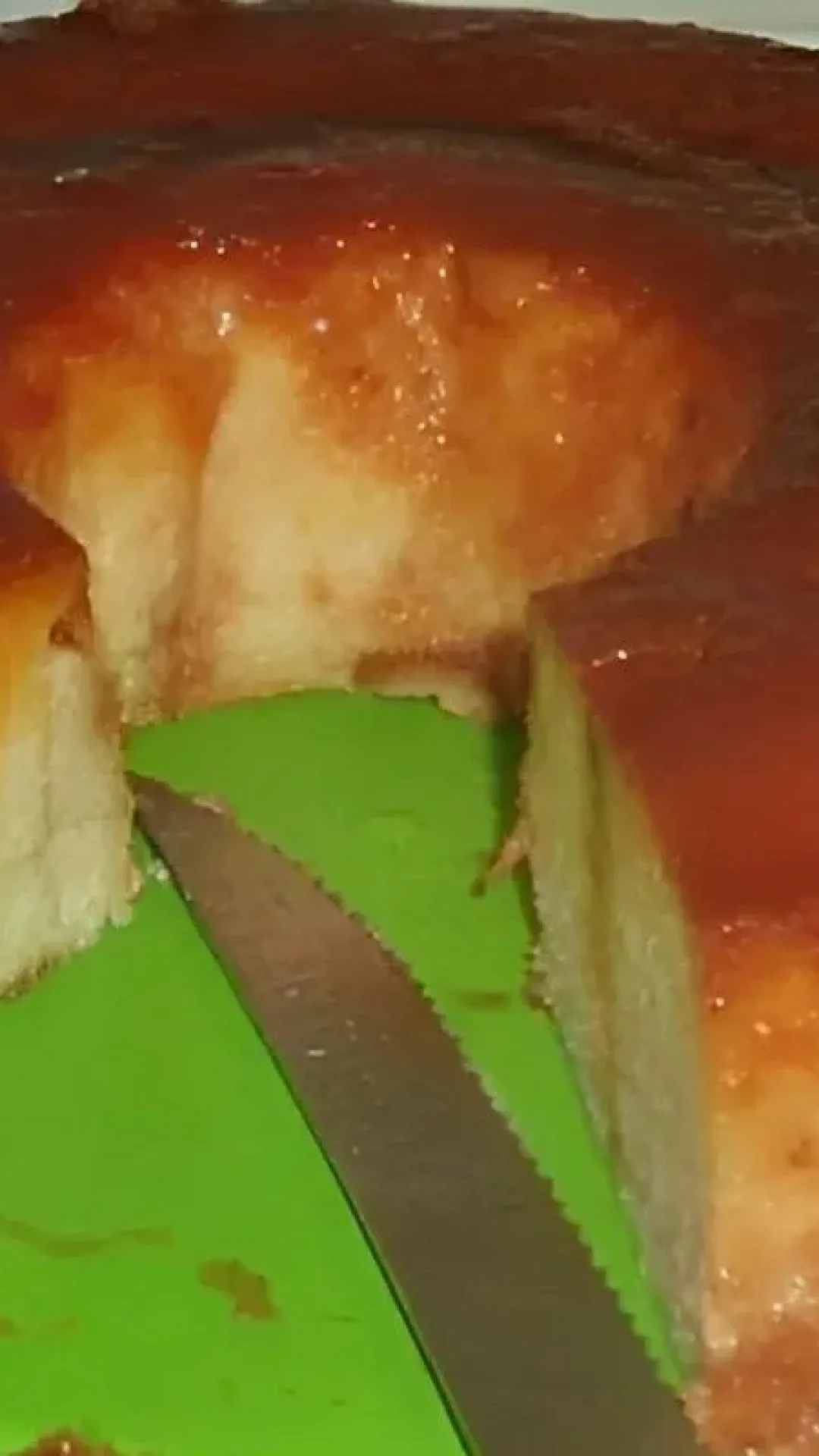 Não desperdice pão amanhecido e faça esse pudim de pão cremoso sem trabalho nenhum