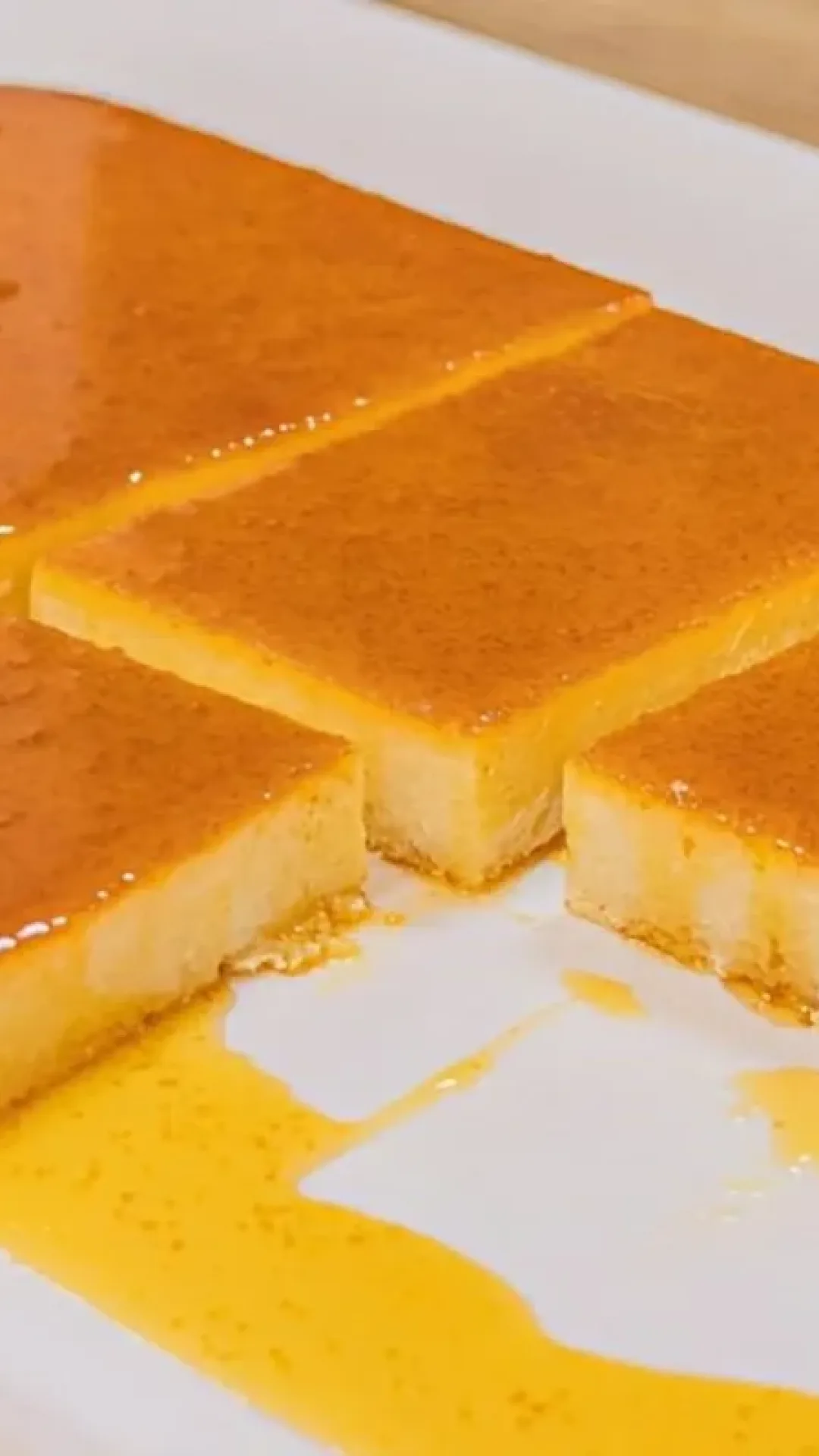 Não jogue pão velho fora antes de ver essa receita maravilhosa de pudim de pão amanhecido