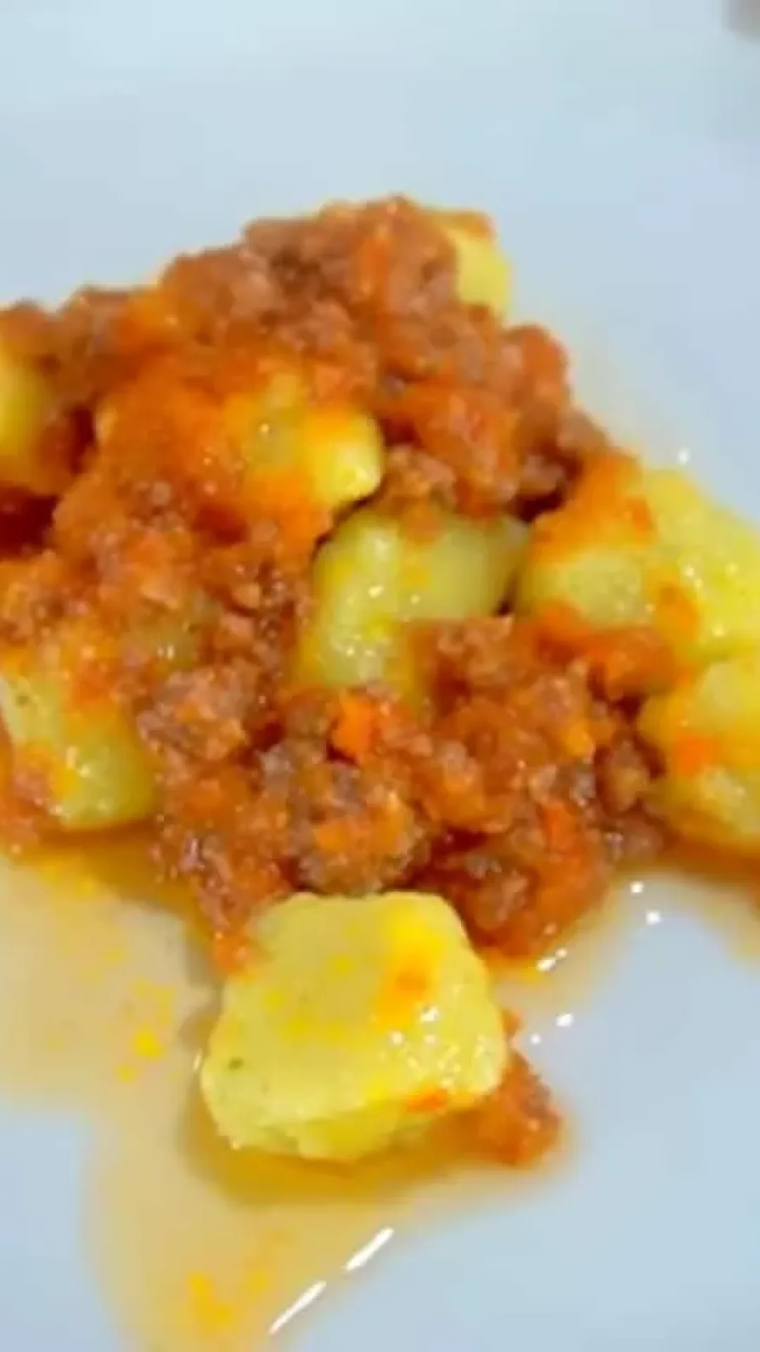Nhoque de abobrinha leve e delicioso, feito com poucos ingredientes e sem trigo