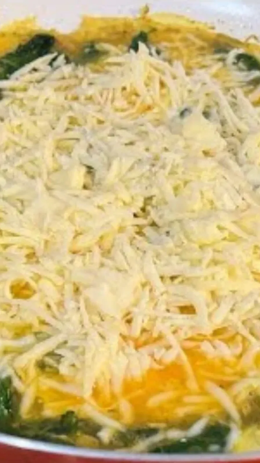 Omelete de espinafre: a receita simples, fácil, nutritiva e muito gostosa para sua refeição rápida