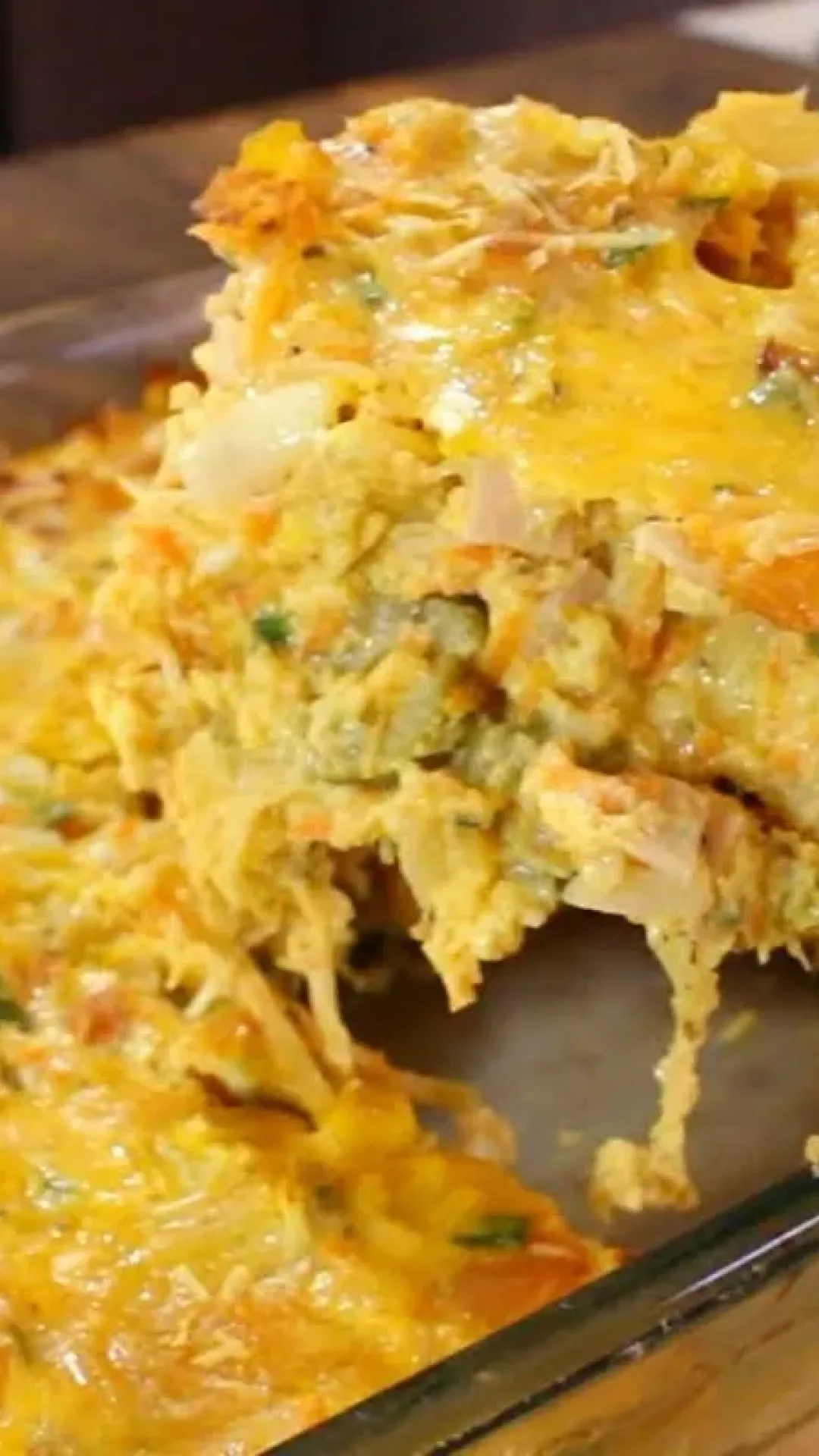 Omelete de forno completa e deliciosa para um almoço rápido e cheio de sabor