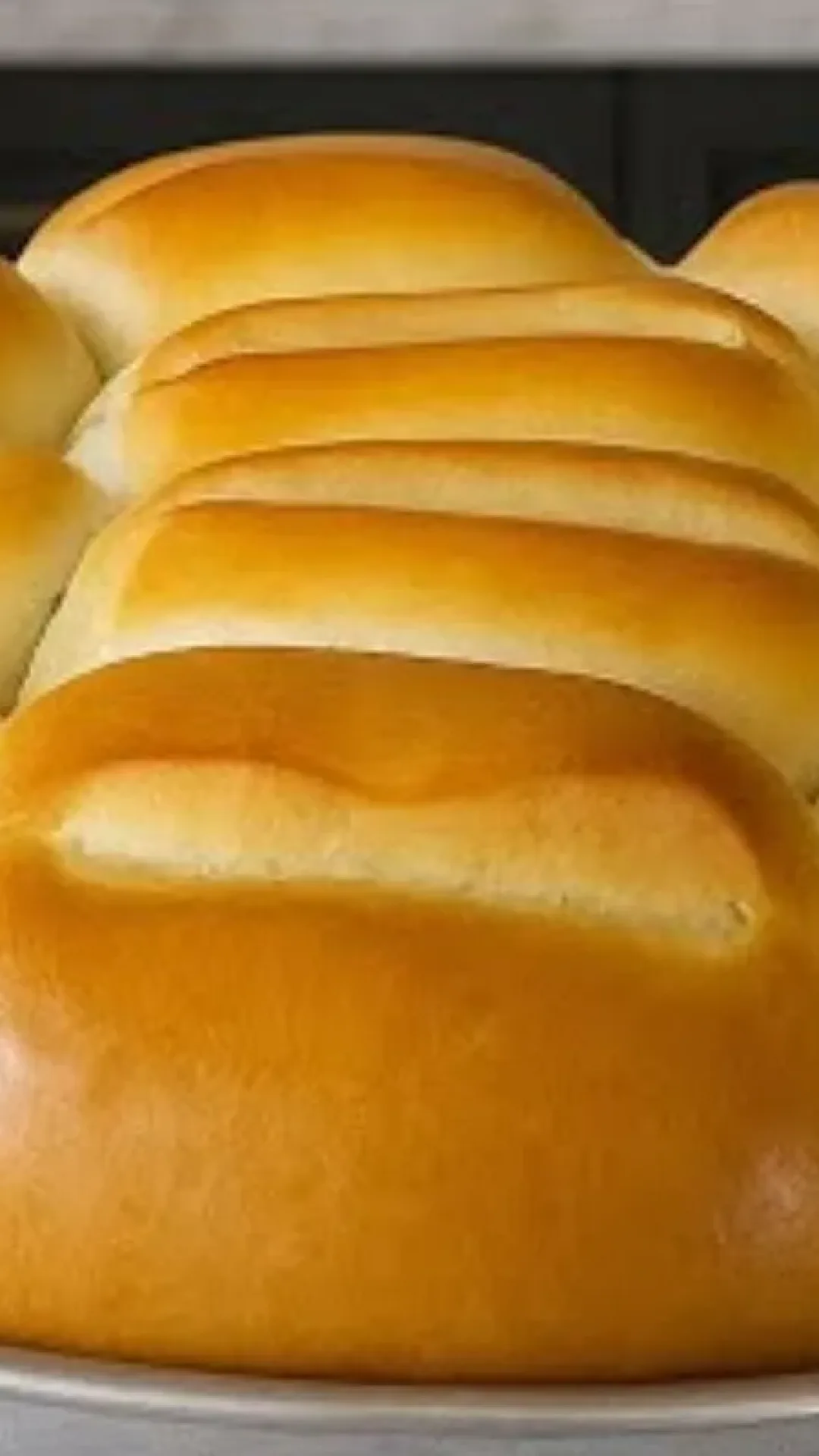 Pão caseiro com creme de leite: aprenda a fazer um pão caseiro muito fofinho e super fácil