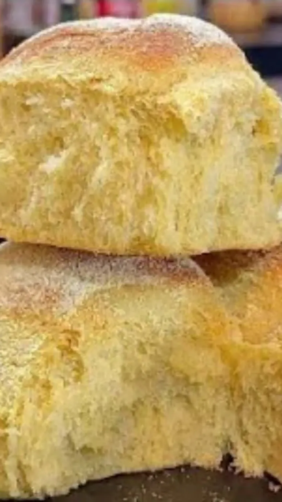 Pão caseiro de liquidificador muito fofinho e prático, que vai perfumar a sua cozinha