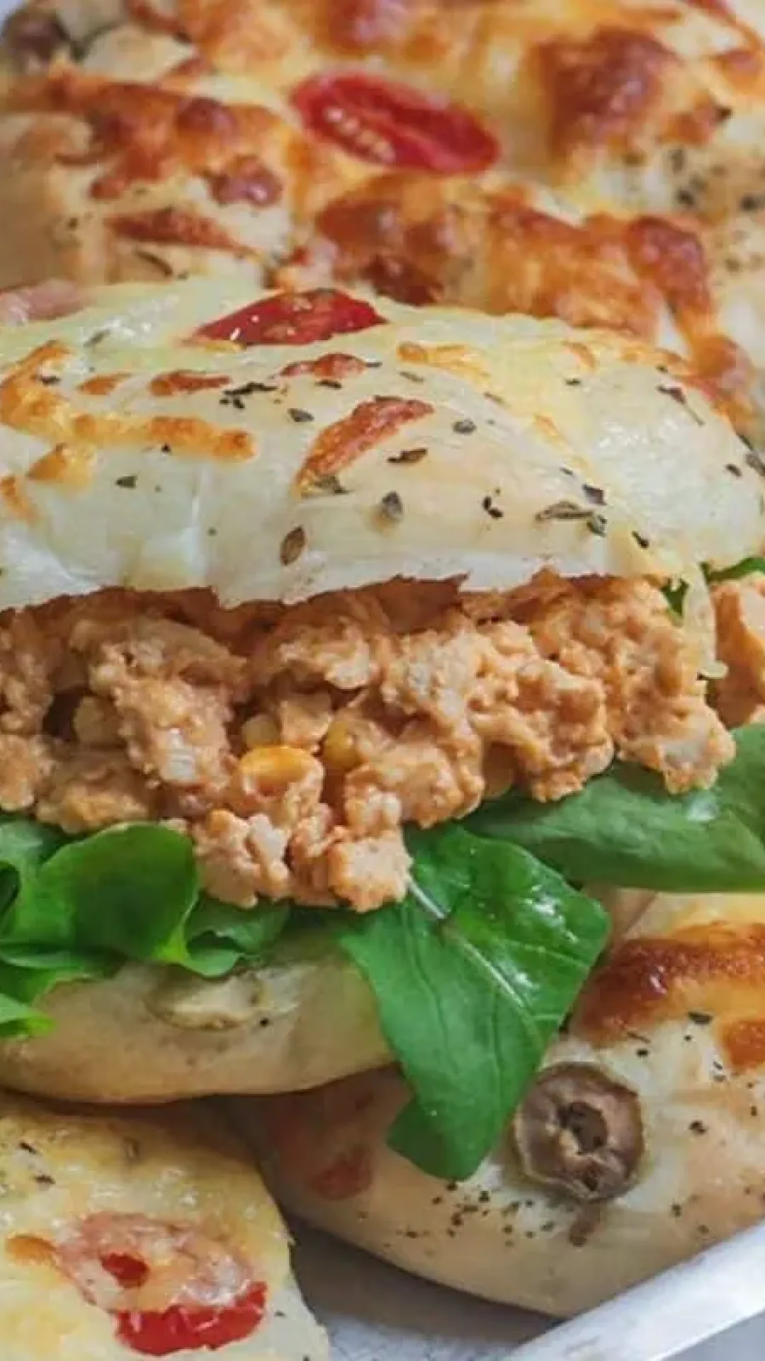 Pão de sanduíche para o lanche: fácil de fazer, econômico e delicioso, bateu, está pronto