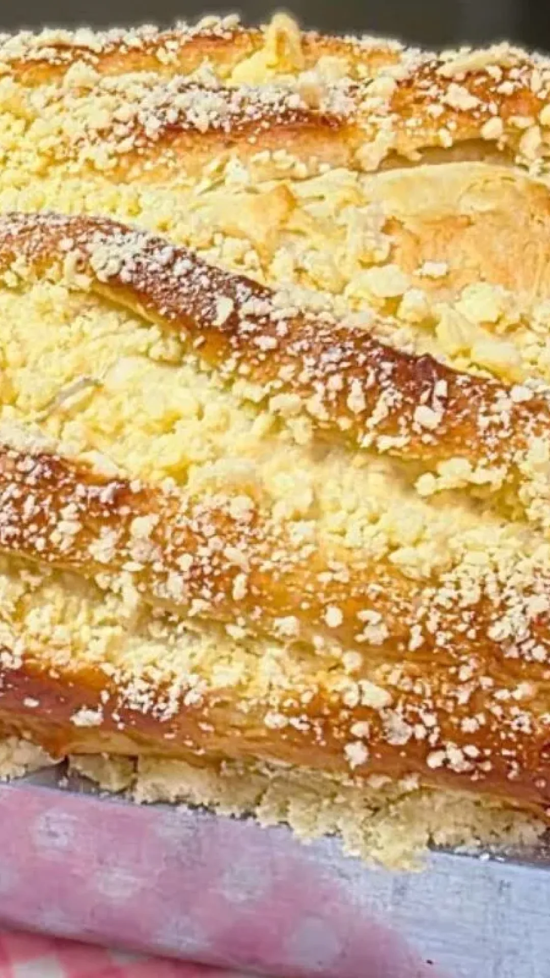 Pão Recife caseiro, que fica fofinho e é uma ótima opção para saborear no seu café da manhã