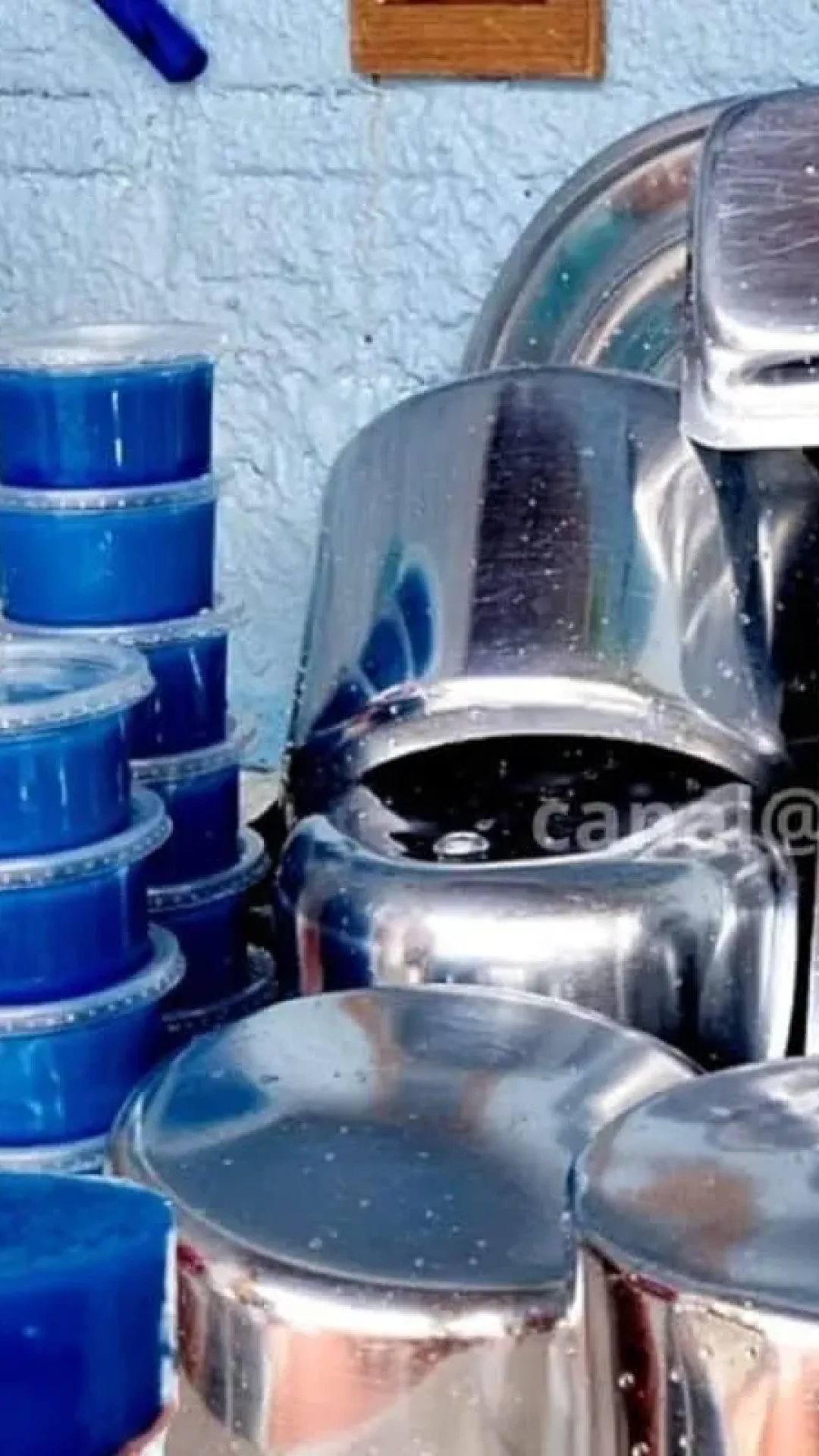 Pasta de brilho caseira com açúcar e álcool, deixa o alumínio parecendo um espelho sem esforço