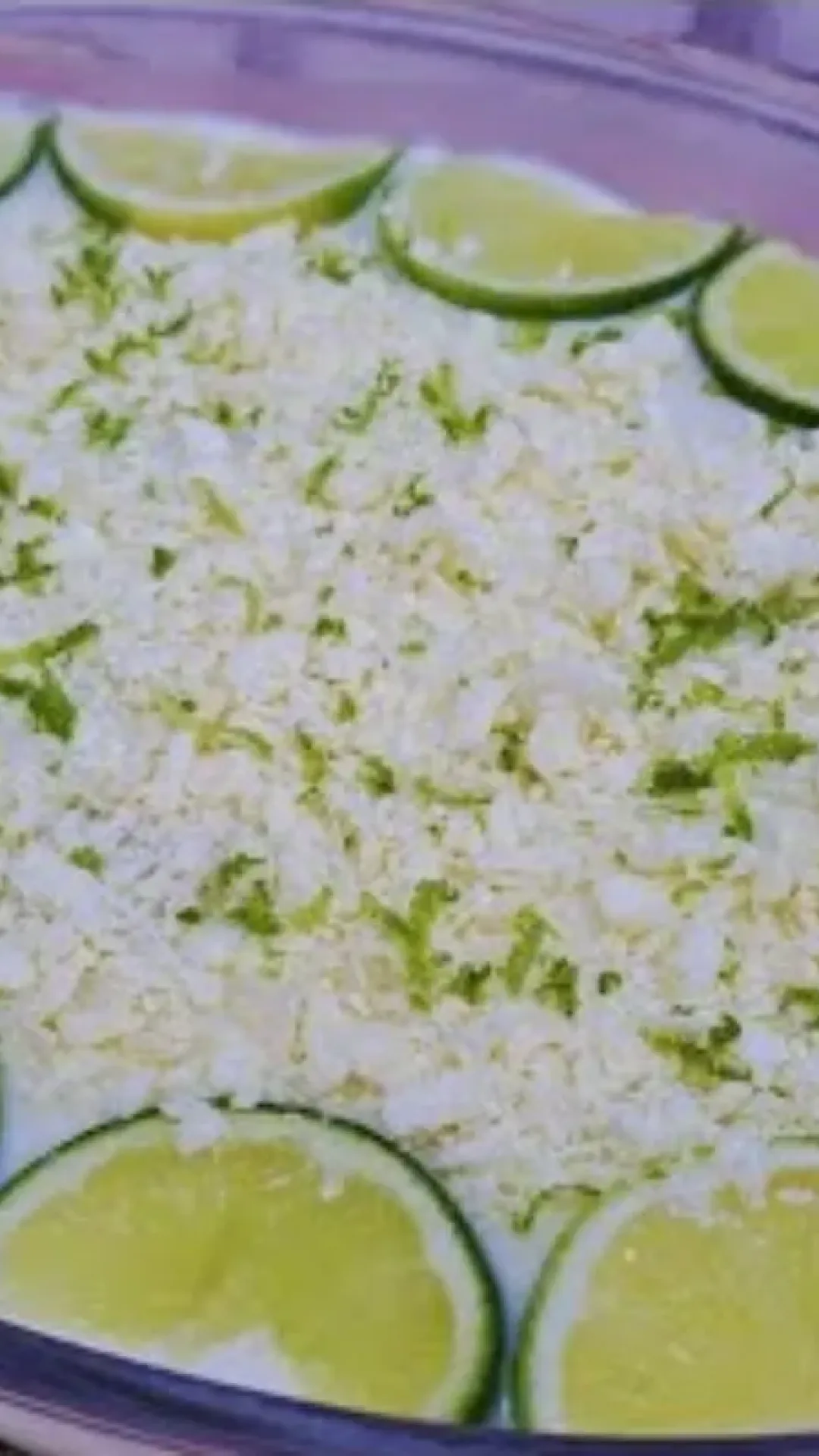Pavê de limão refrescante, a sobremesa ideal para quem busca sabor, praticidade e economia