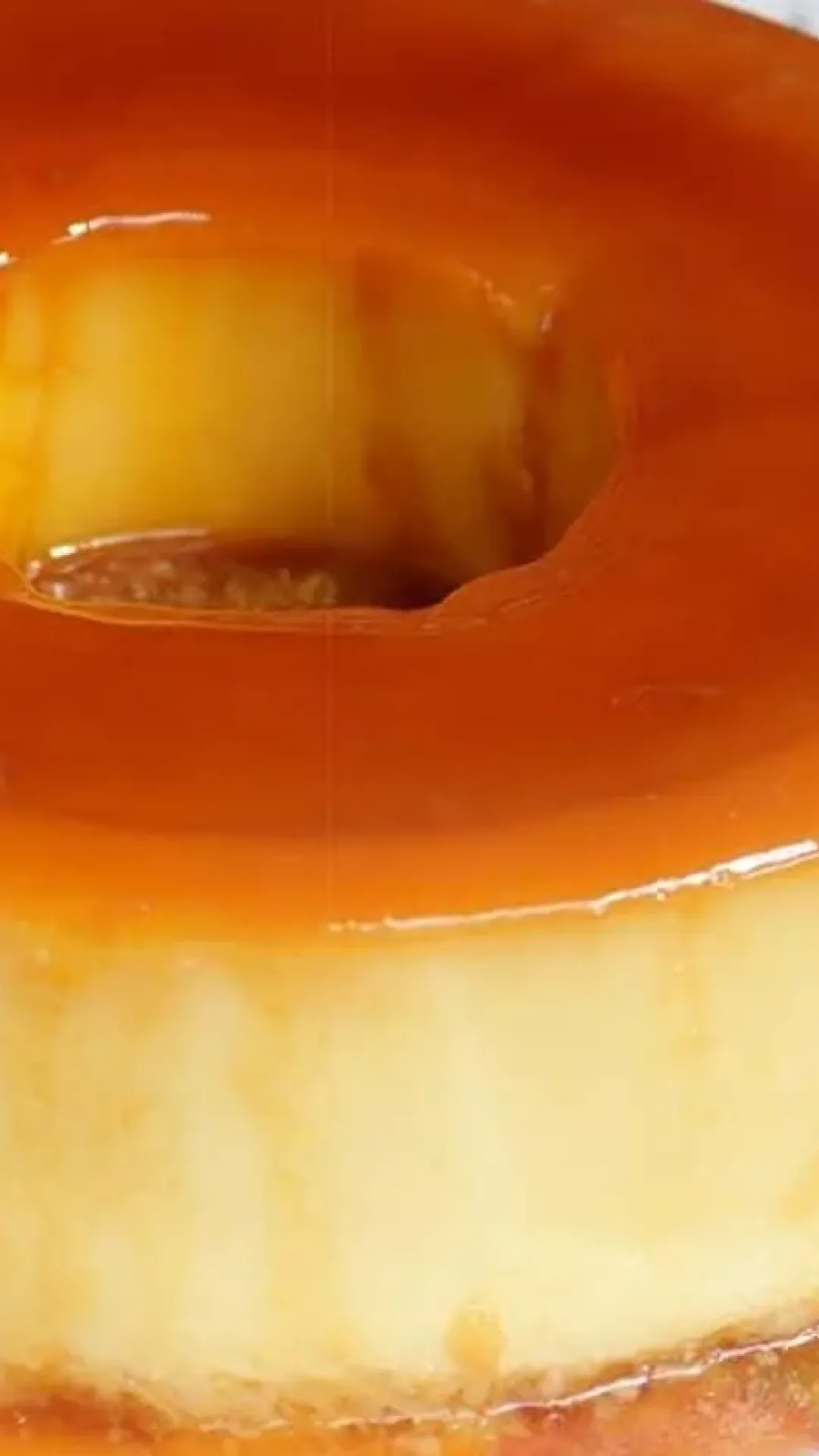 Pudim caçarola italiana super cremoso e com aquele toque especial de queijo e coco que derrete na boca