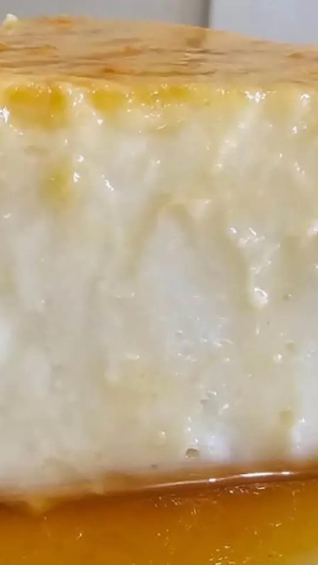 Pudim de maizena, uma sobremesa econômica, que não vai ao forno e fica parecendo uma nuvem