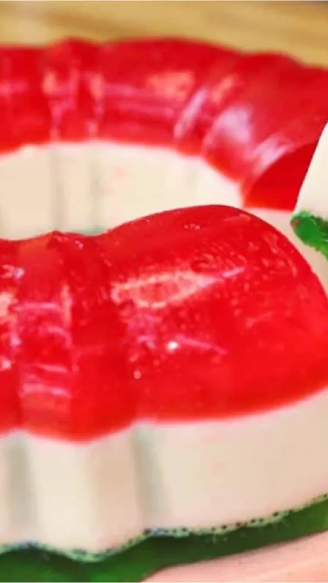 Pudim de natal para decorar sua mesa e ainda deixar todo mundo com vontade de experimentar