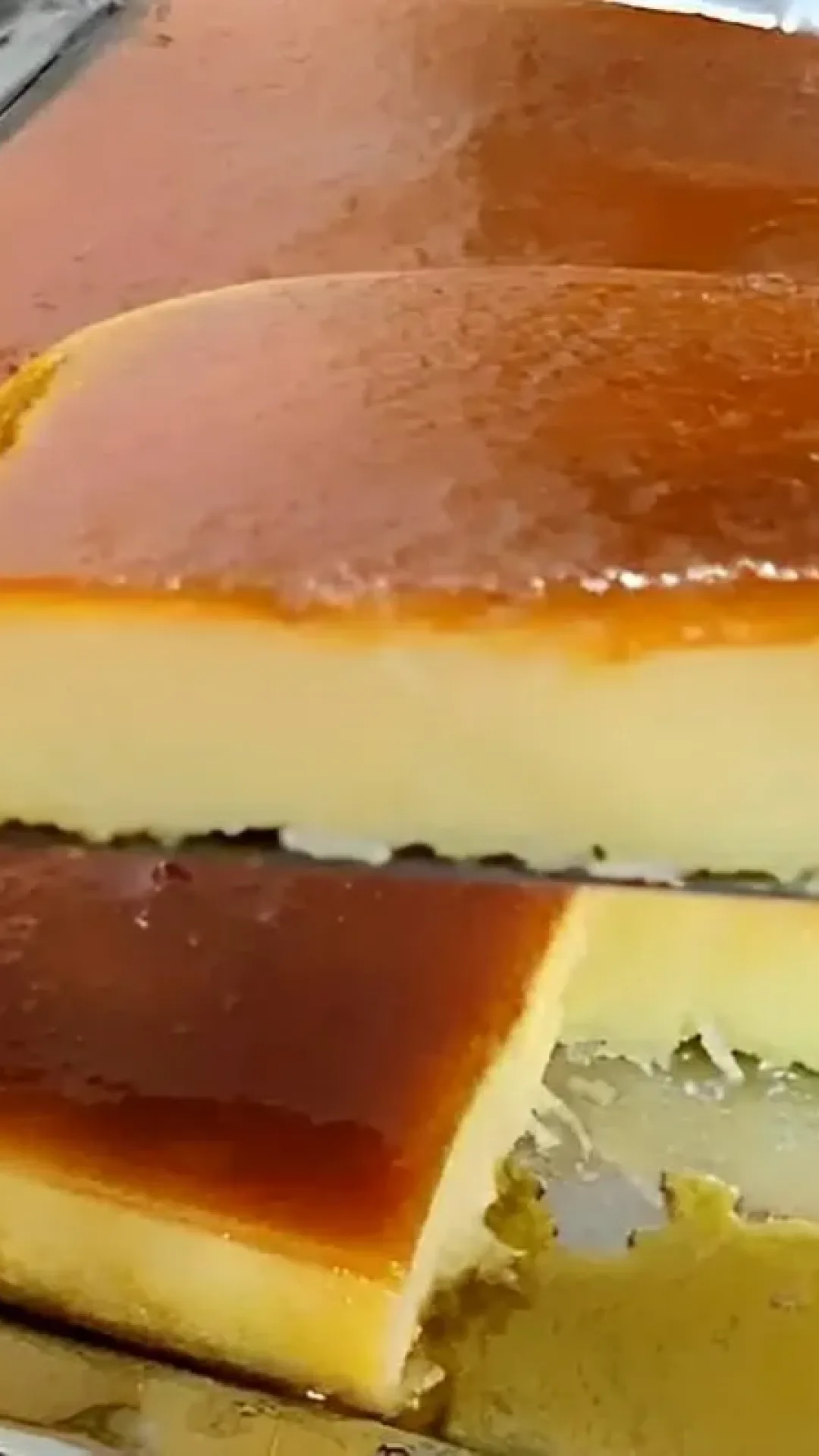 Pudim de padaria cremoso delicioso e fácil de fazer